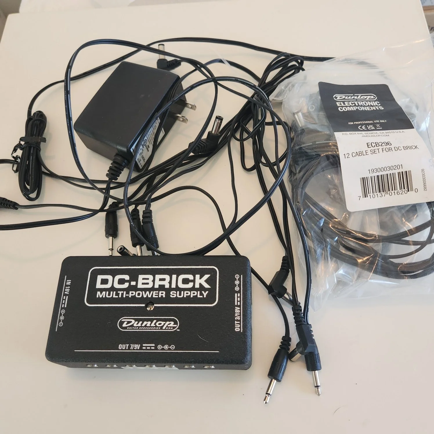 MXR DCB-10 Brick Power Supply