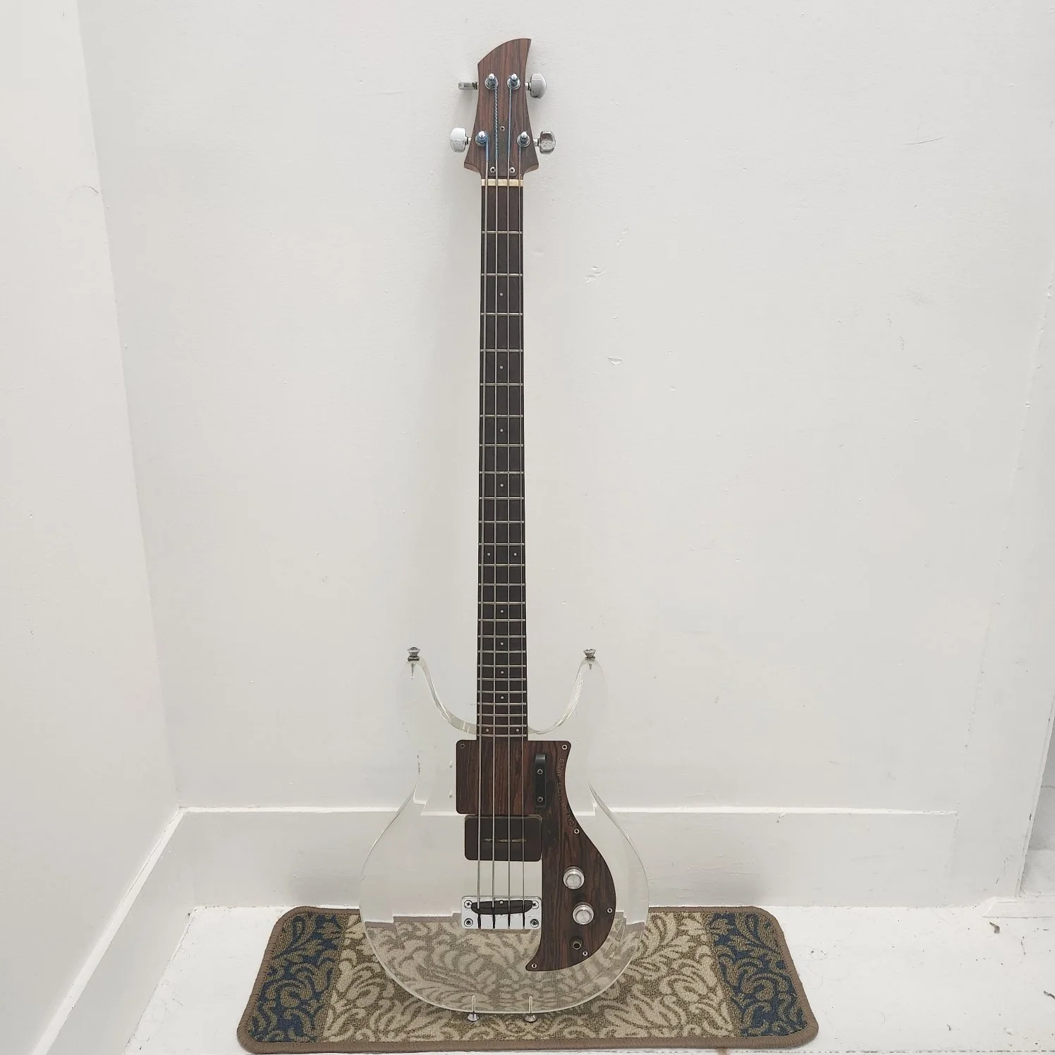 1969 Ampeg Dan Armstong Bass Clear Lucite
