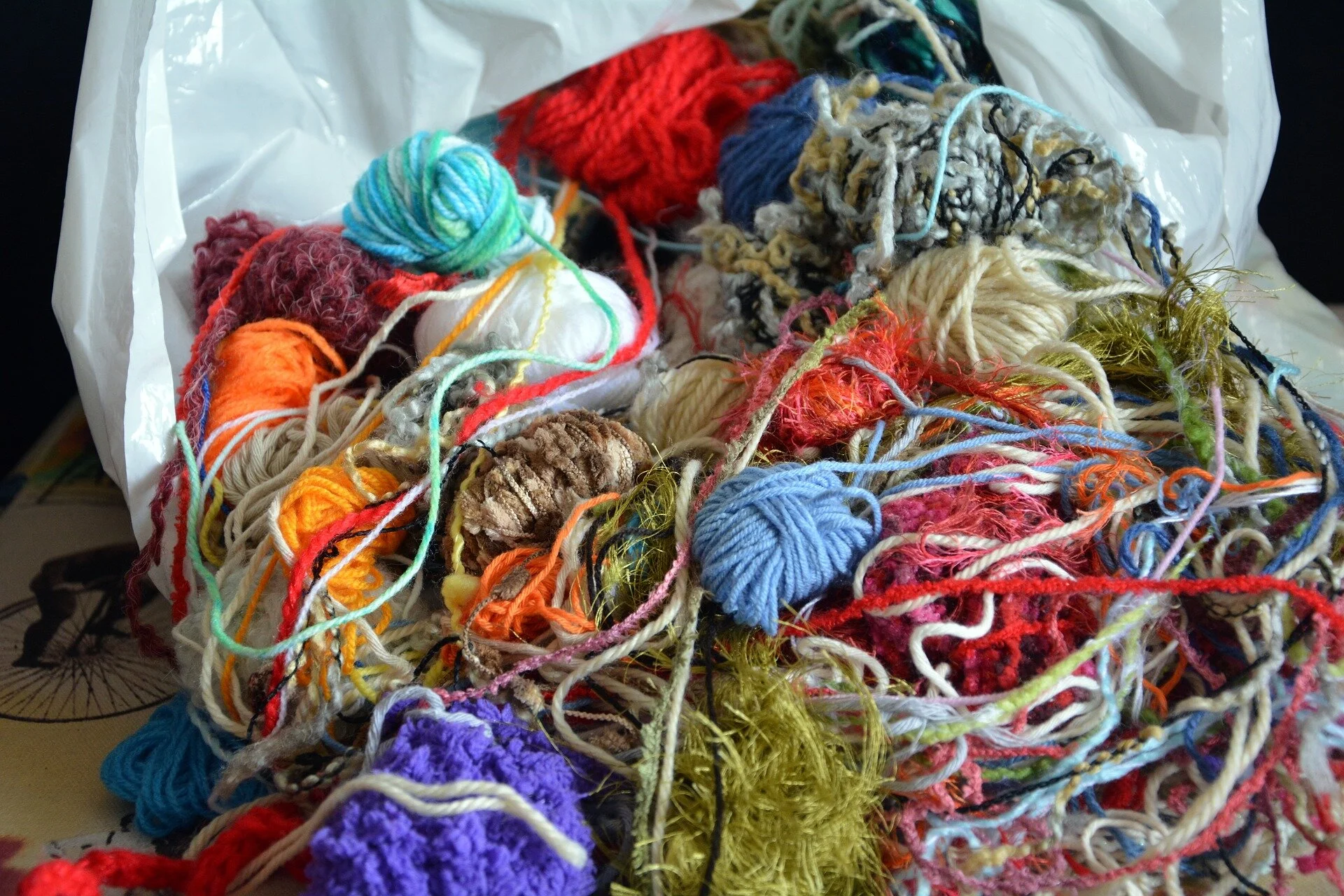 wool-tangled-1680556_1920.jpg