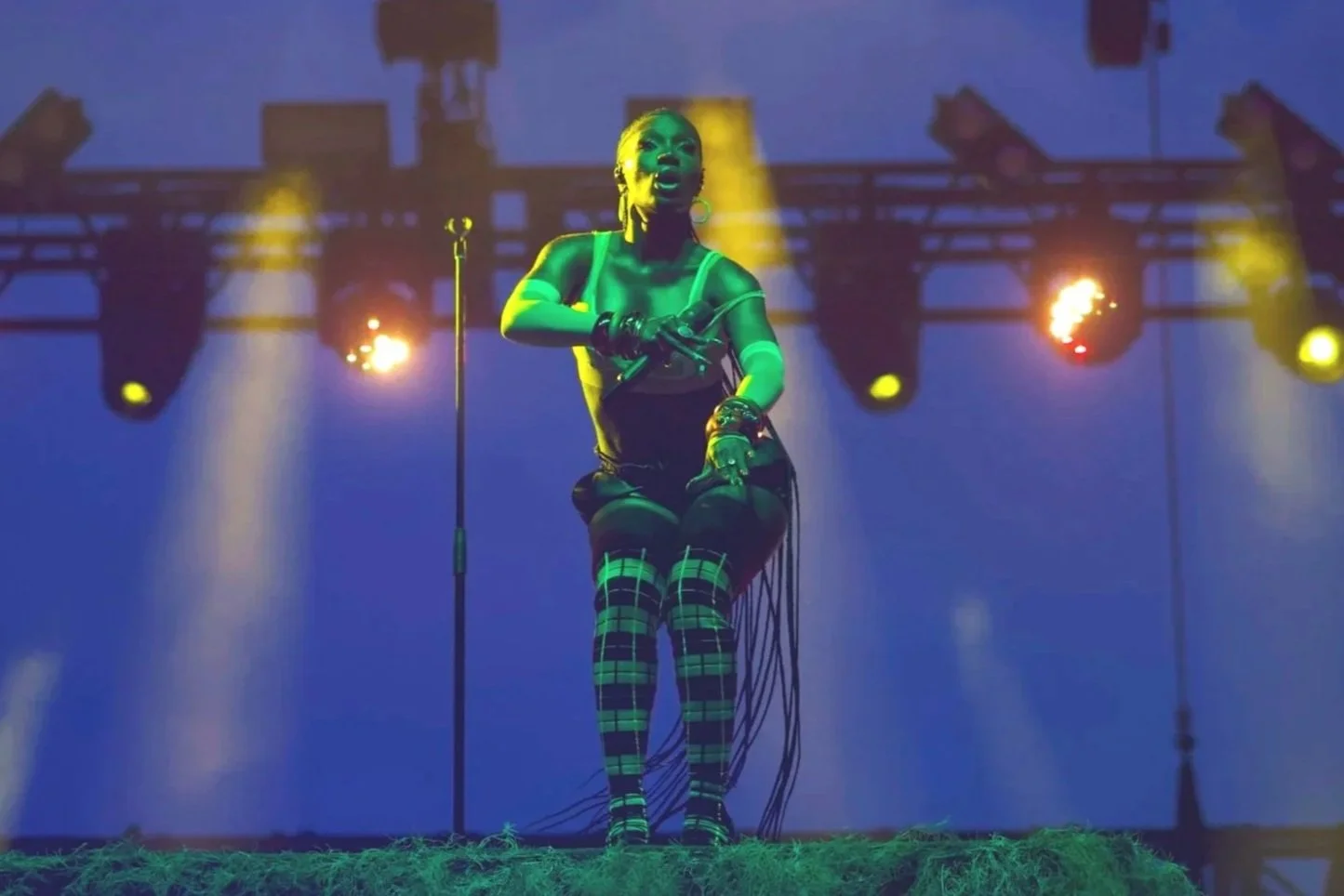 doechii performing outside at world pride in washington DC