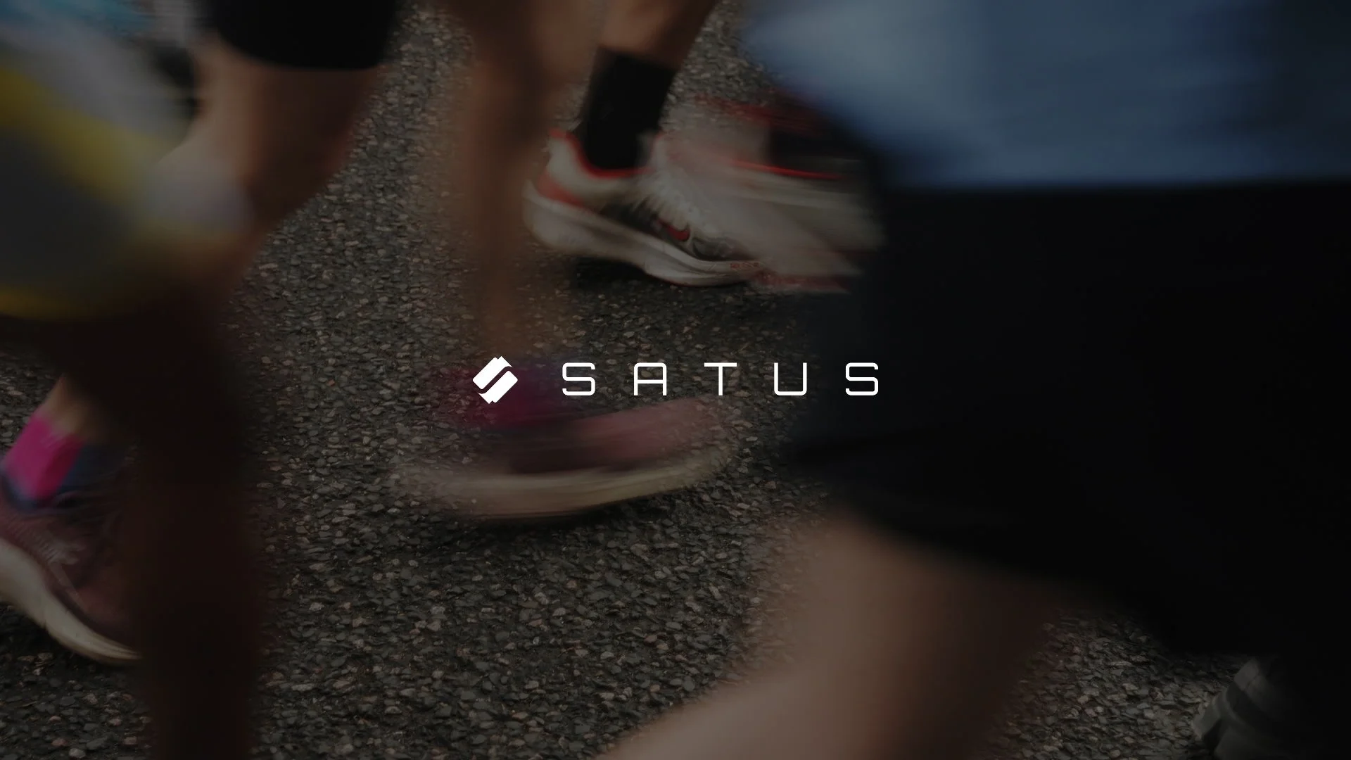 HACKNEY HALF - SATUS