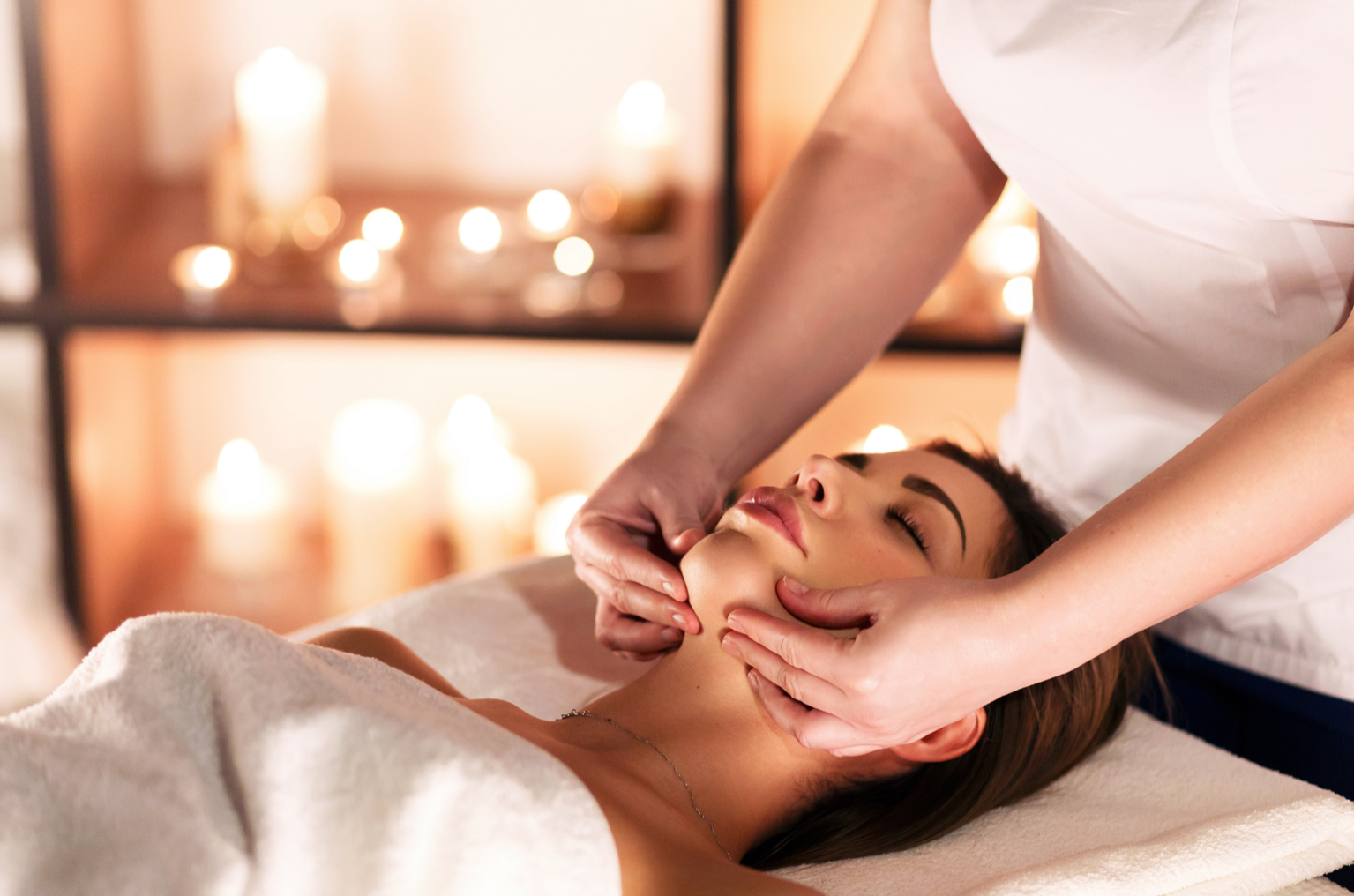 Skin Lab Signature Glow Facial