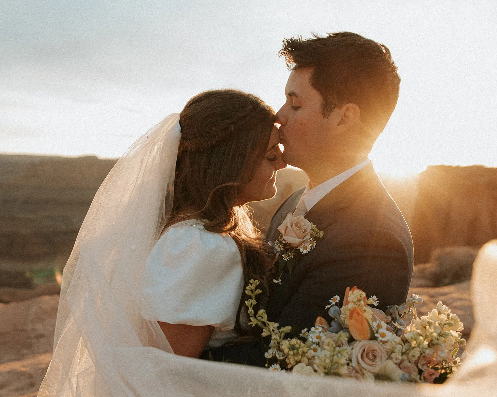 sunset-wedding-photos-moab-utah.jpg
