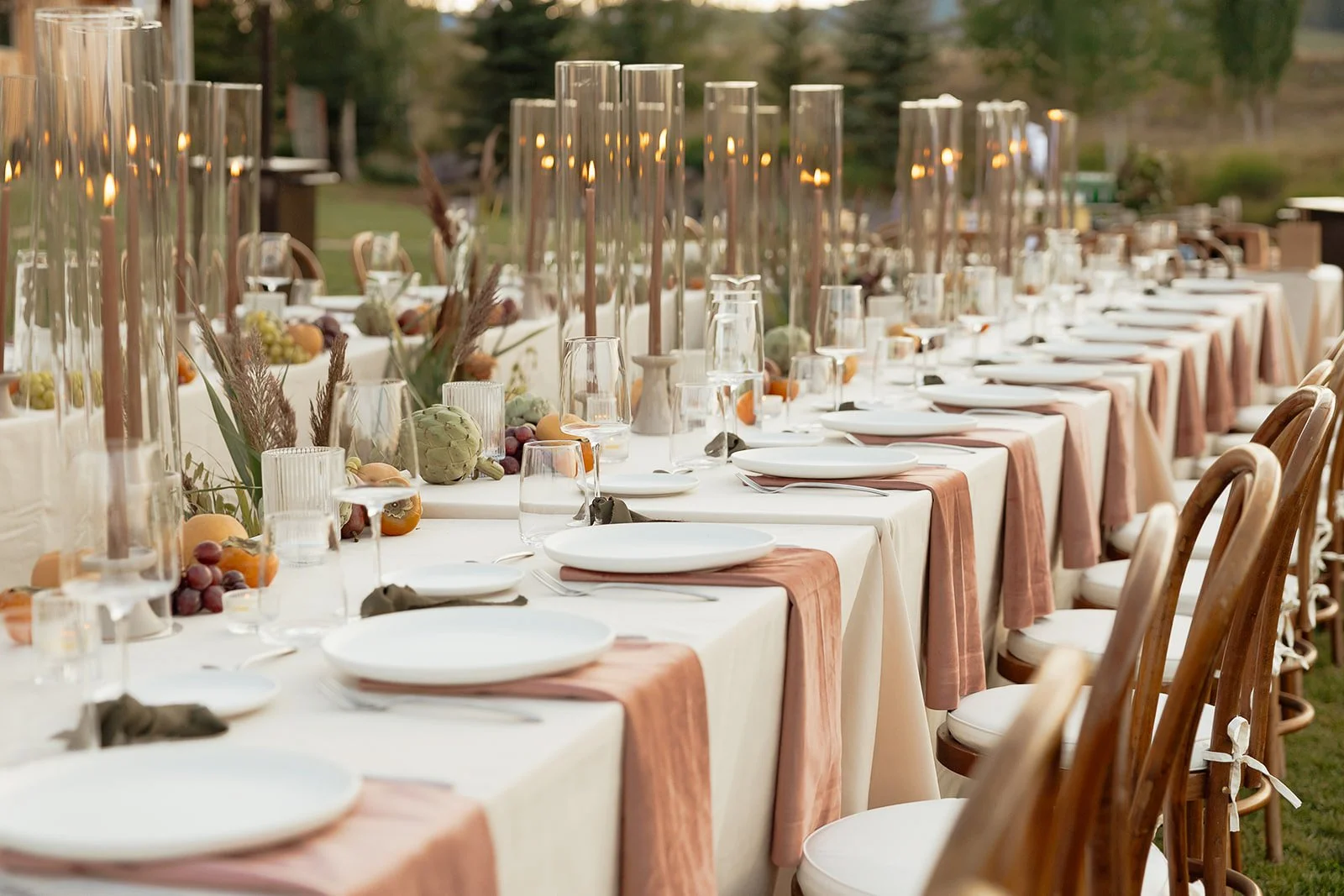 intimate-wedding-dinner-tablescape-3.jpg