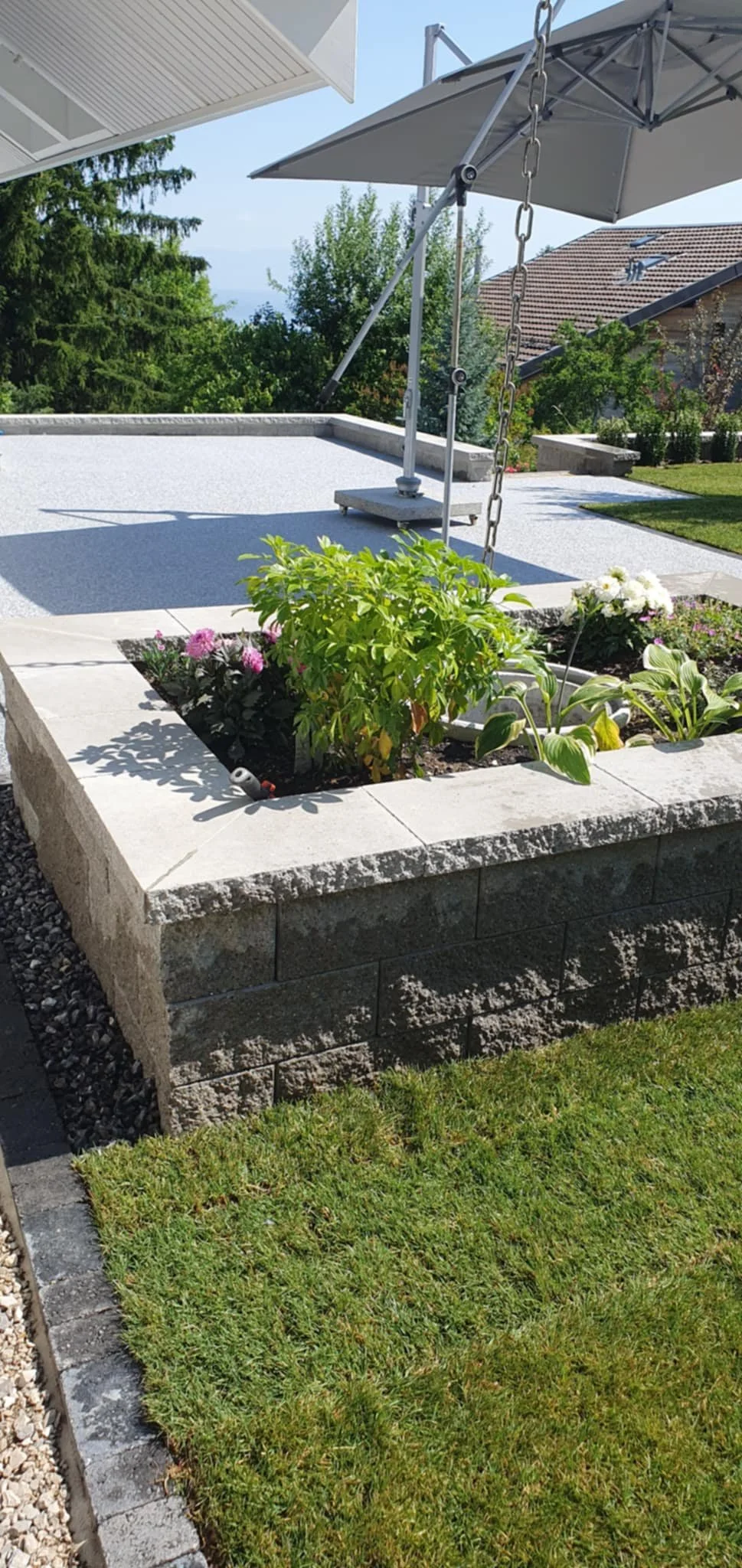 Création et plantation d'un massif