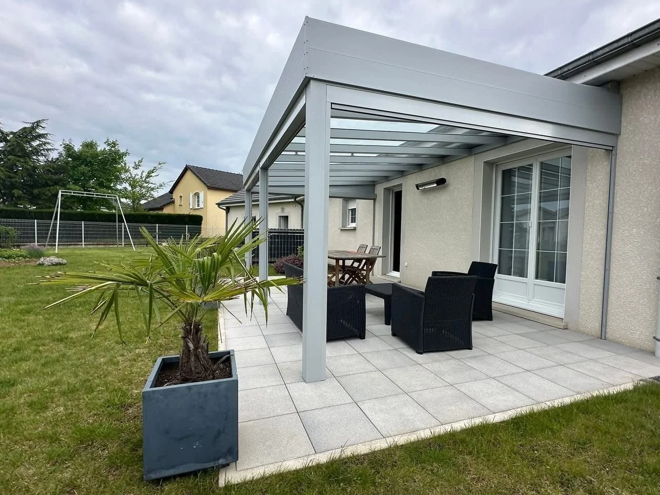 Pergola adossée finition premium