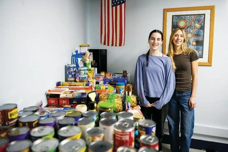 Newsworthy - South Burlington students start school food pantry for classmates