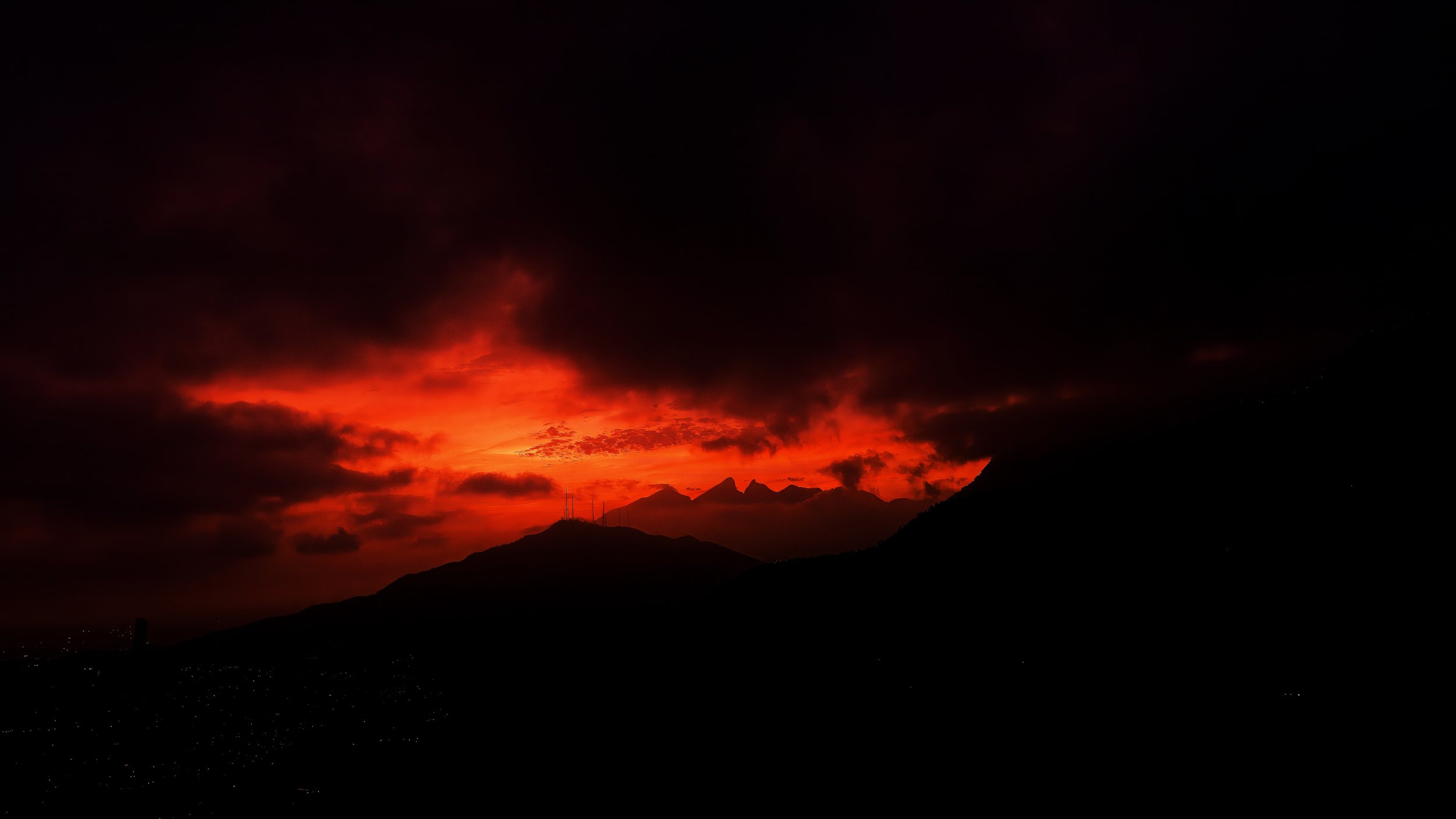 La silla en llamas.jpg