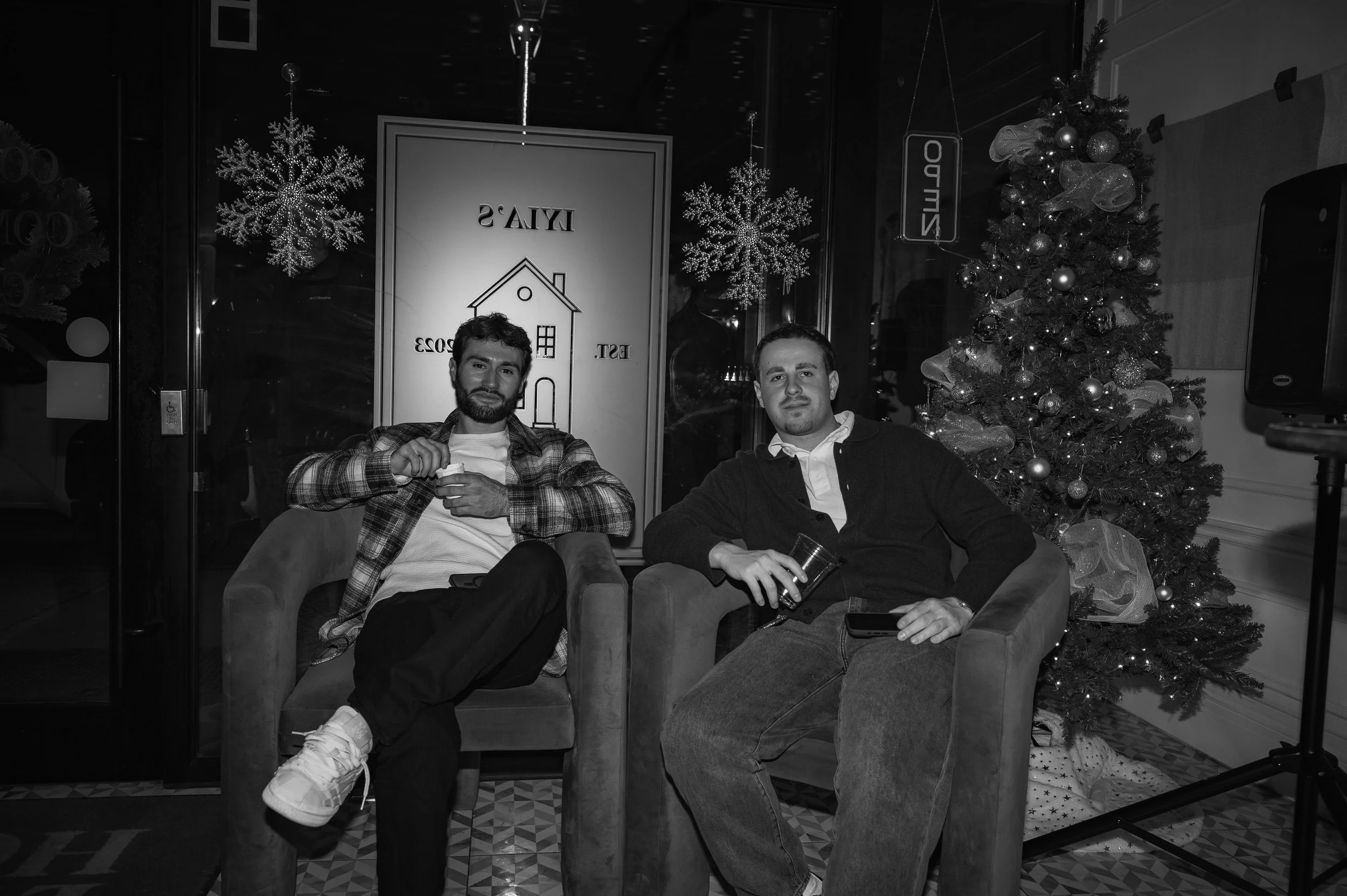 michaelpierogphotography_WomensShelterFundraiserB&W-080.jpg