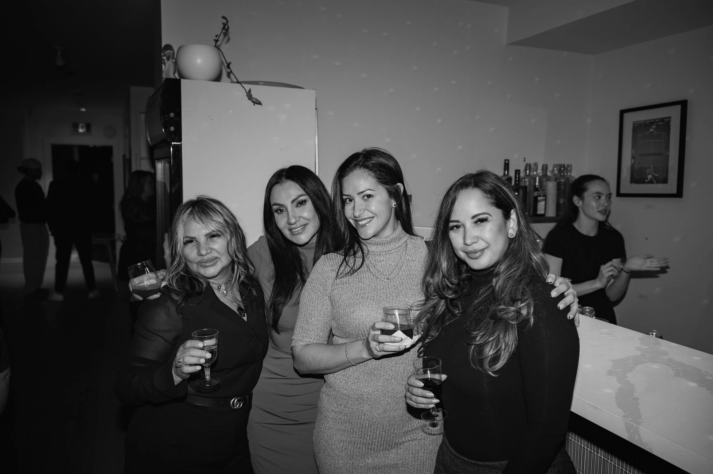 michaelpierogphotography_WomensShelterFundraiserB&W-062.jpg
