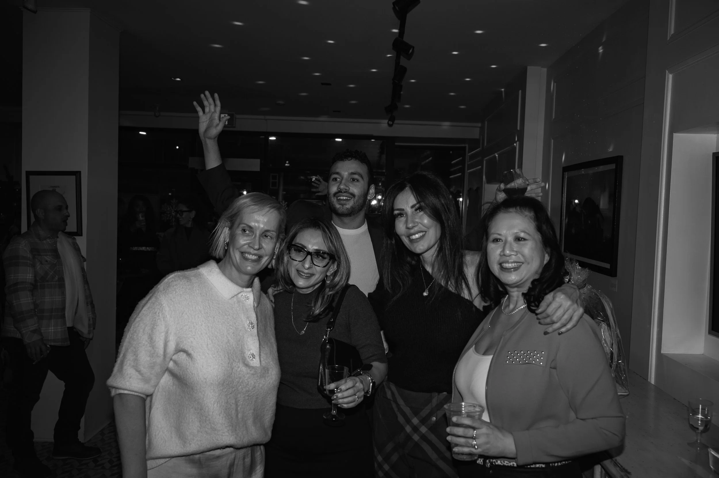 michaelpierogphotography_WomensShelterFundraiserB&W-082.jpg