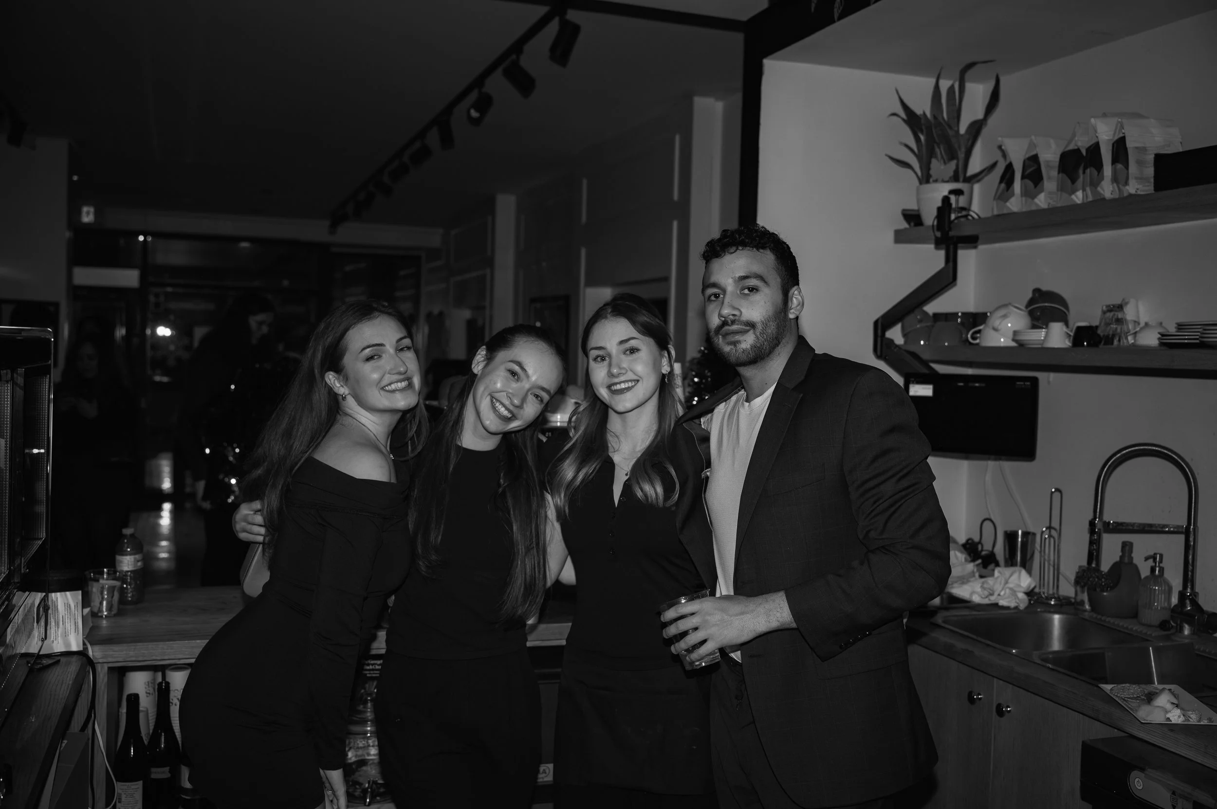 michaelpierogphotography_WomensShelterFundraiserB&W-101.jpg
