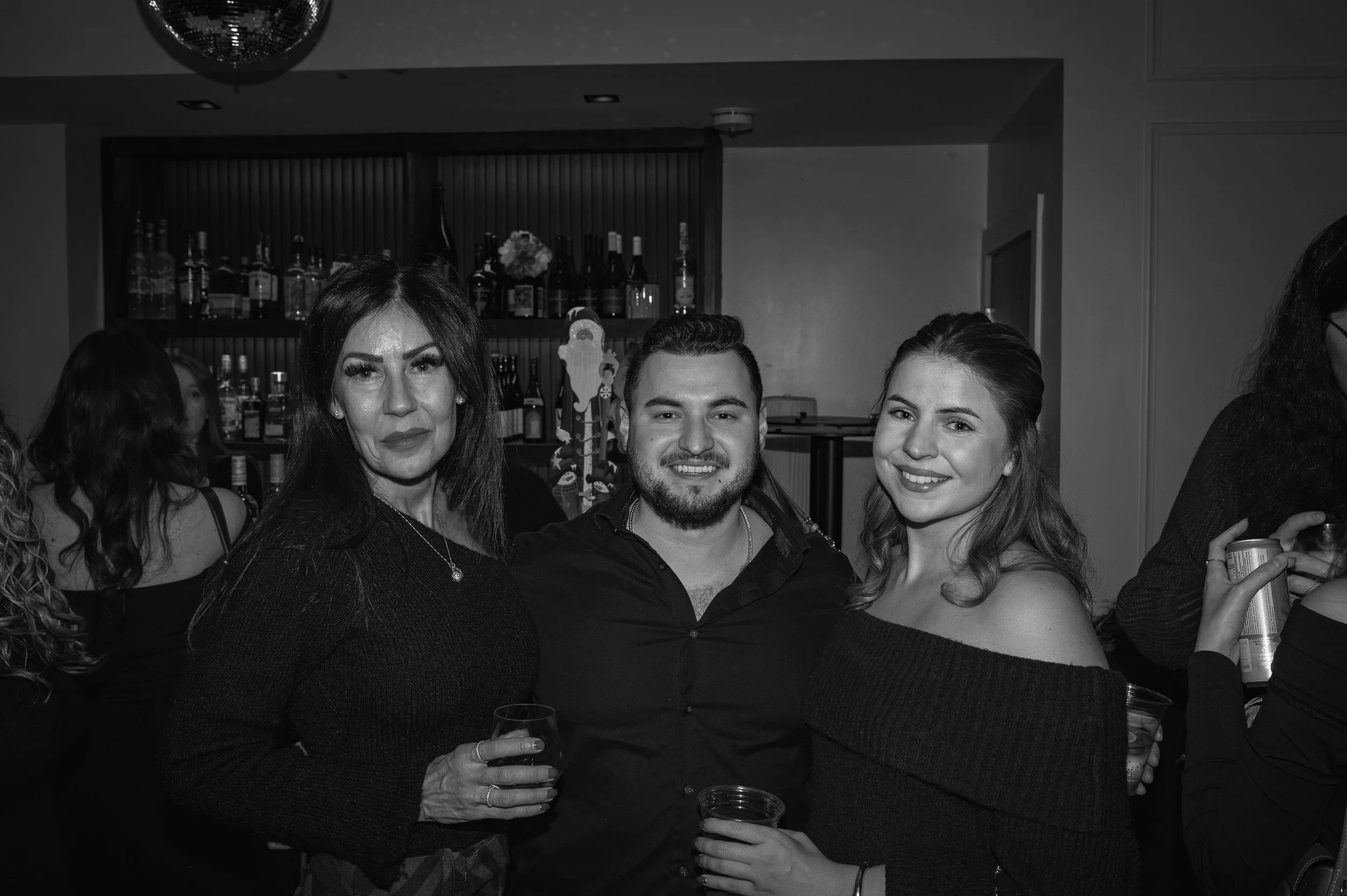michaelpierogphotography_WomensShelterFundraiserB&W-043.jpg
