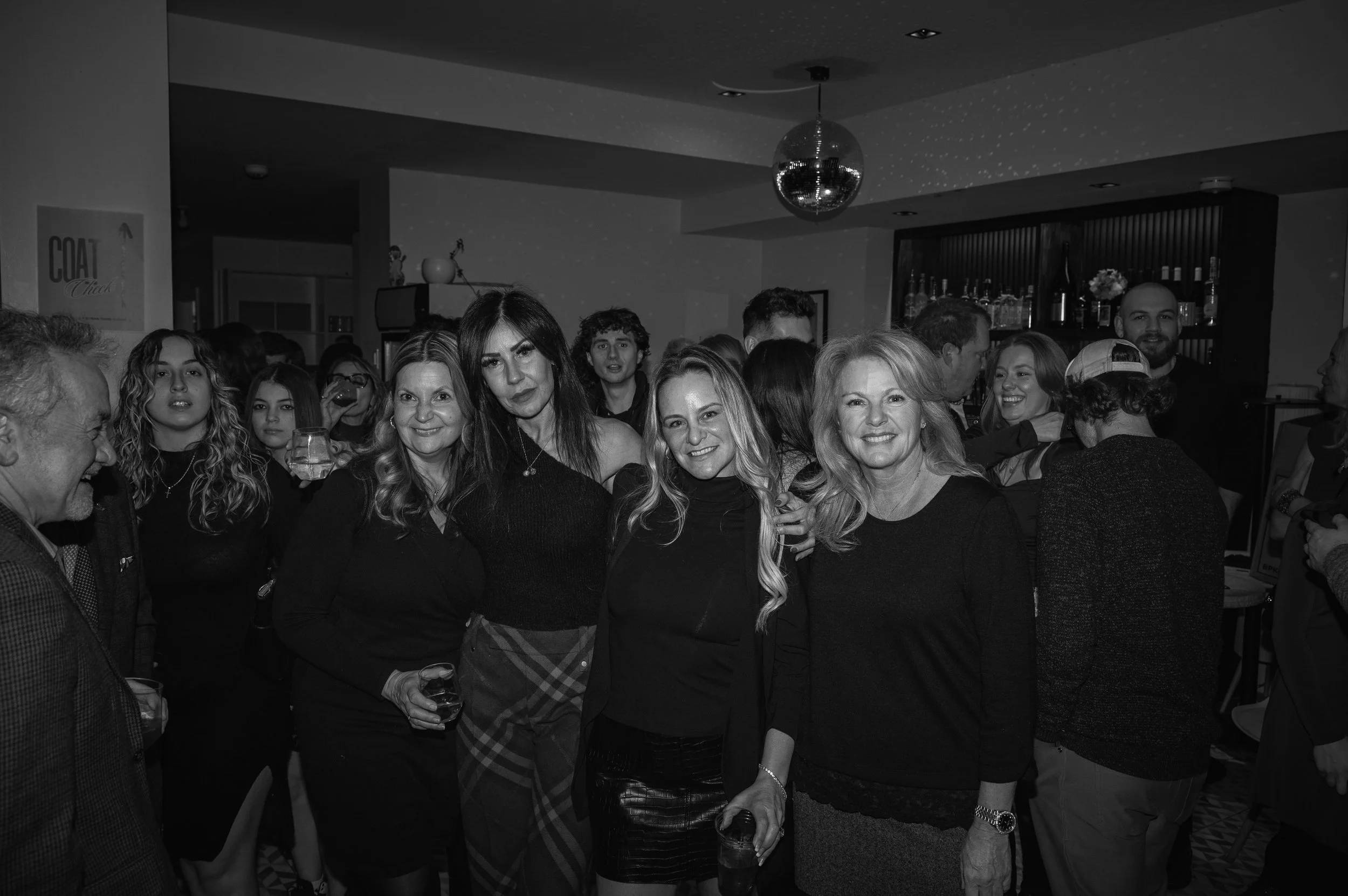 michaelpierogphotography_WomensShelterFundraiserB&W-037.jpg