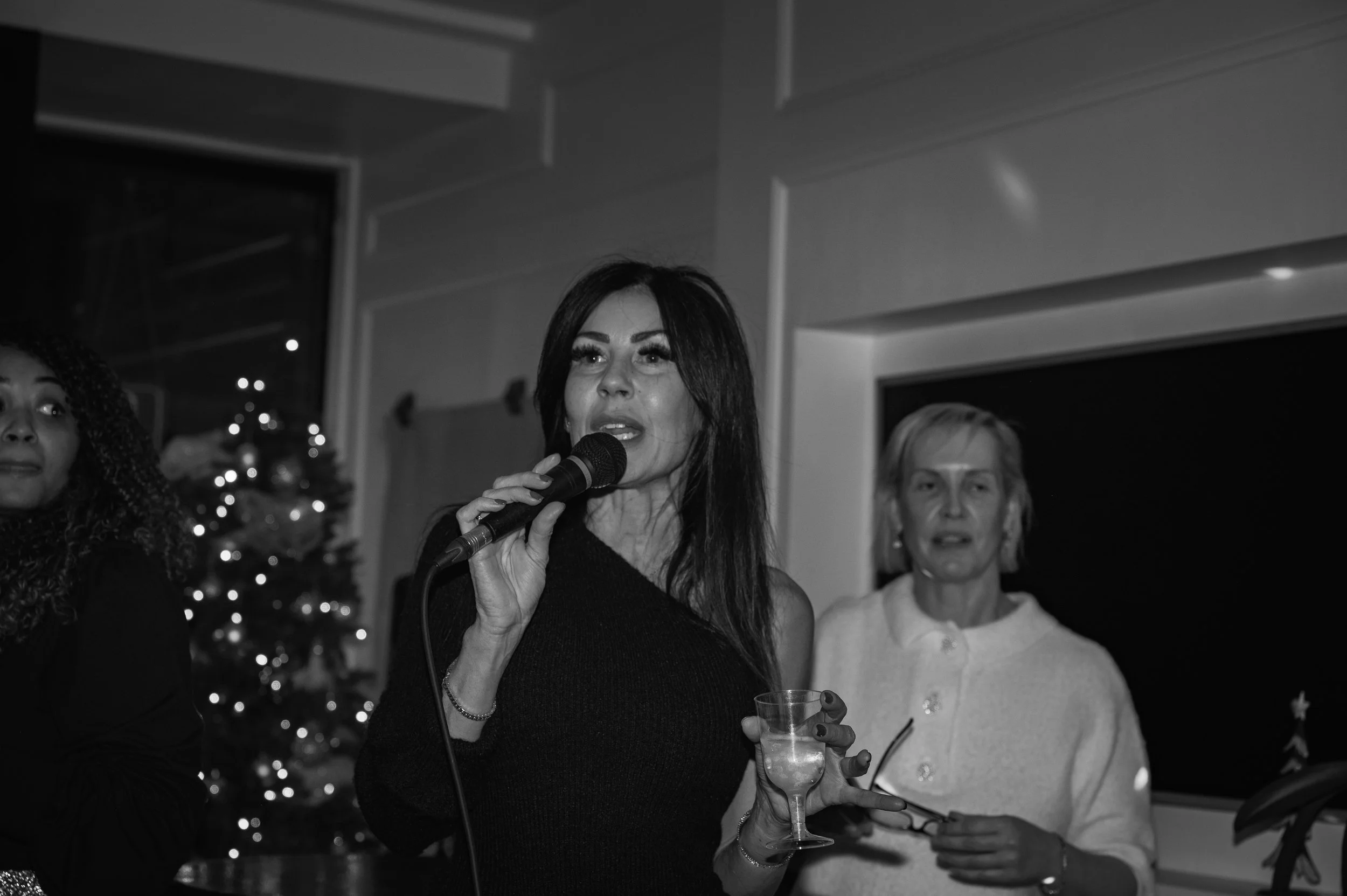 michaelpierogphotography_WomensShelterFundraiserB&W-063.jpg