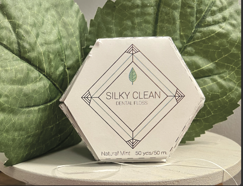 Silky Clean / Marisa Borges