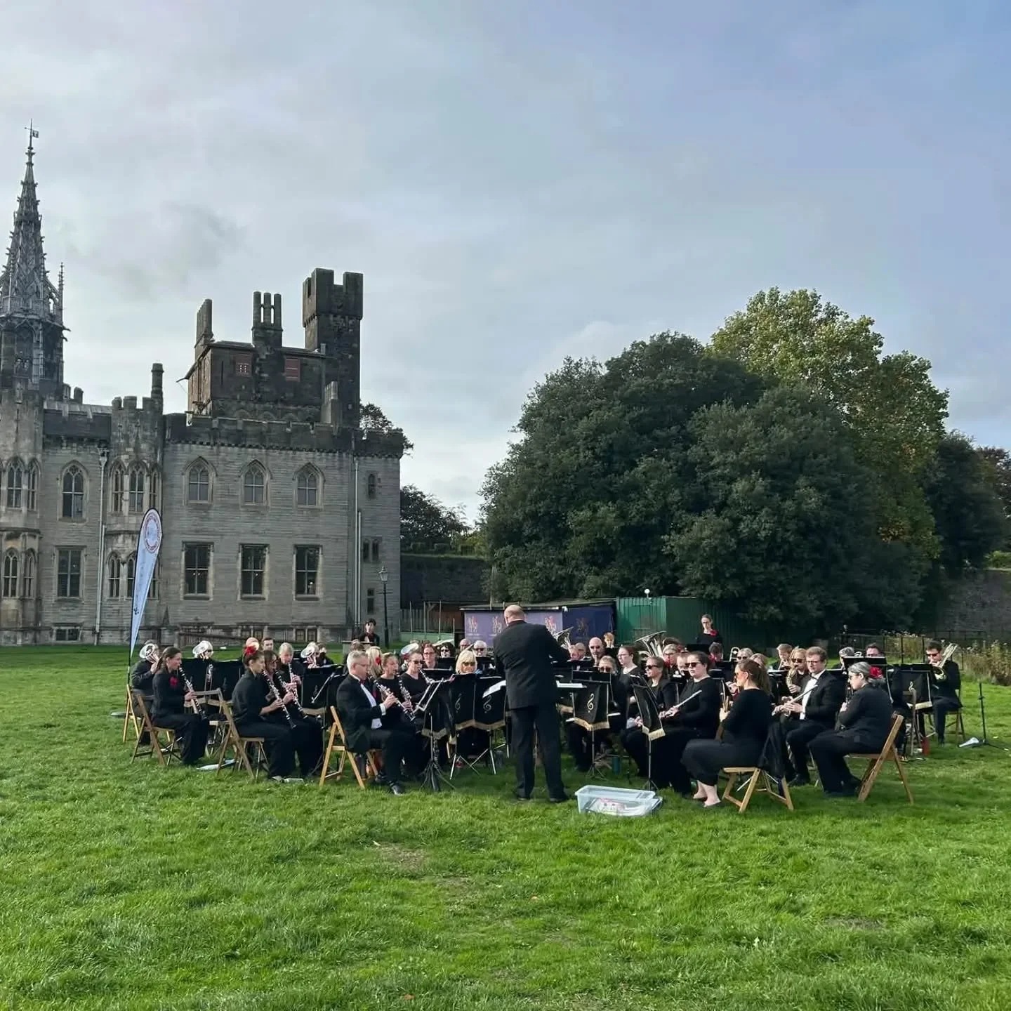 What a BLAST! It&rsquo;s the morning after the weekend before, and we are still buzzing - thank you Wales! 
On Saturday we played with the incredible Aber Valley Male Voice Choir, and on Sunday at the stunning @cardiff_castle 
Keep an eye out for mor