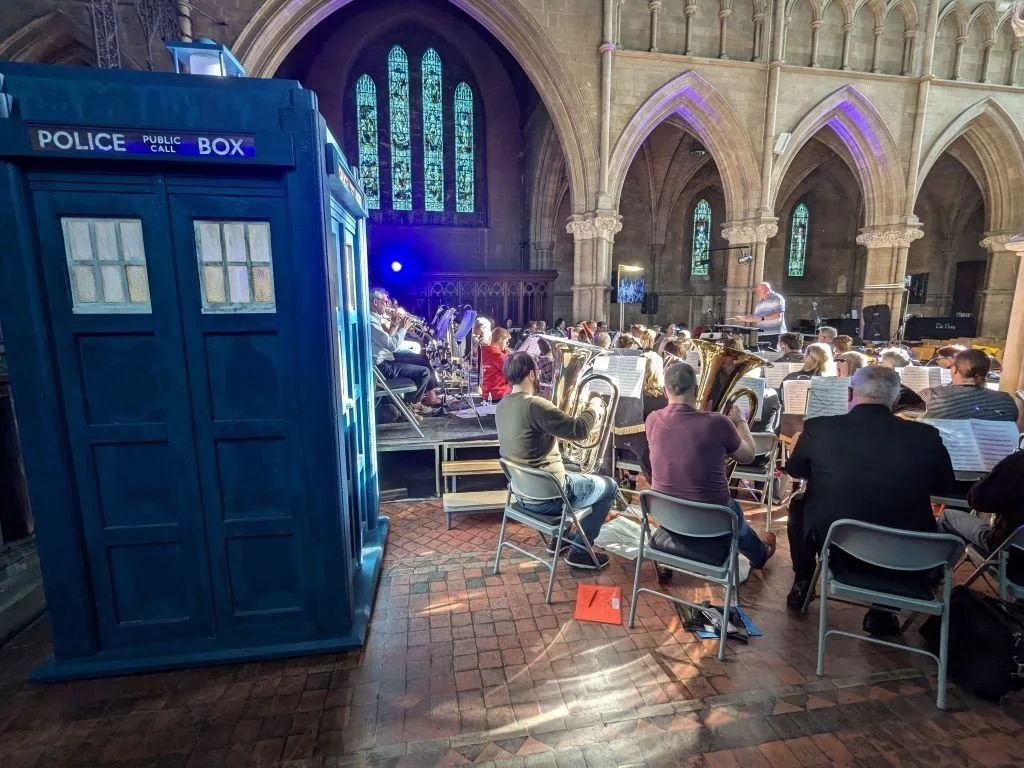 Dr Who tardis in concert