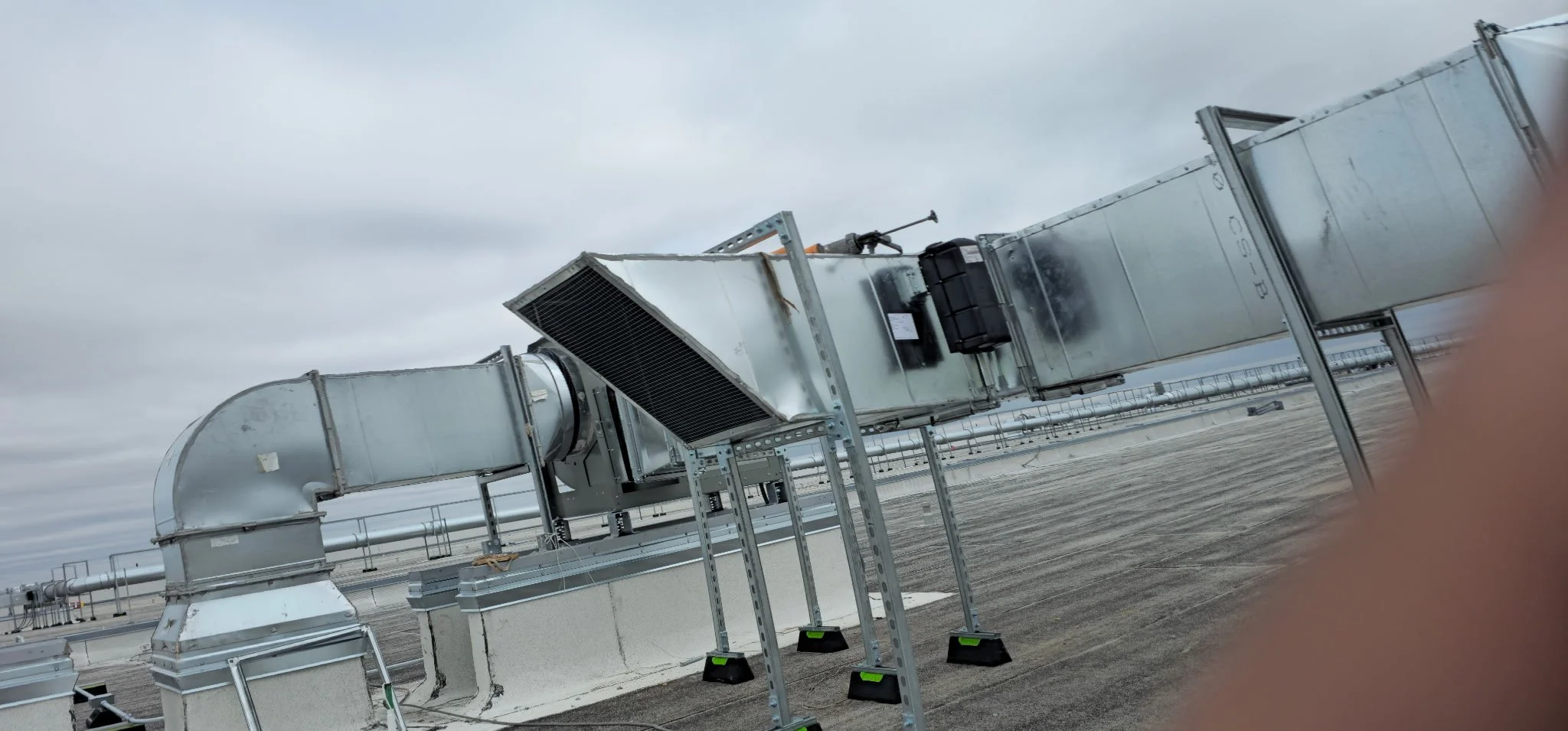 6755260240573648172 2.JPG