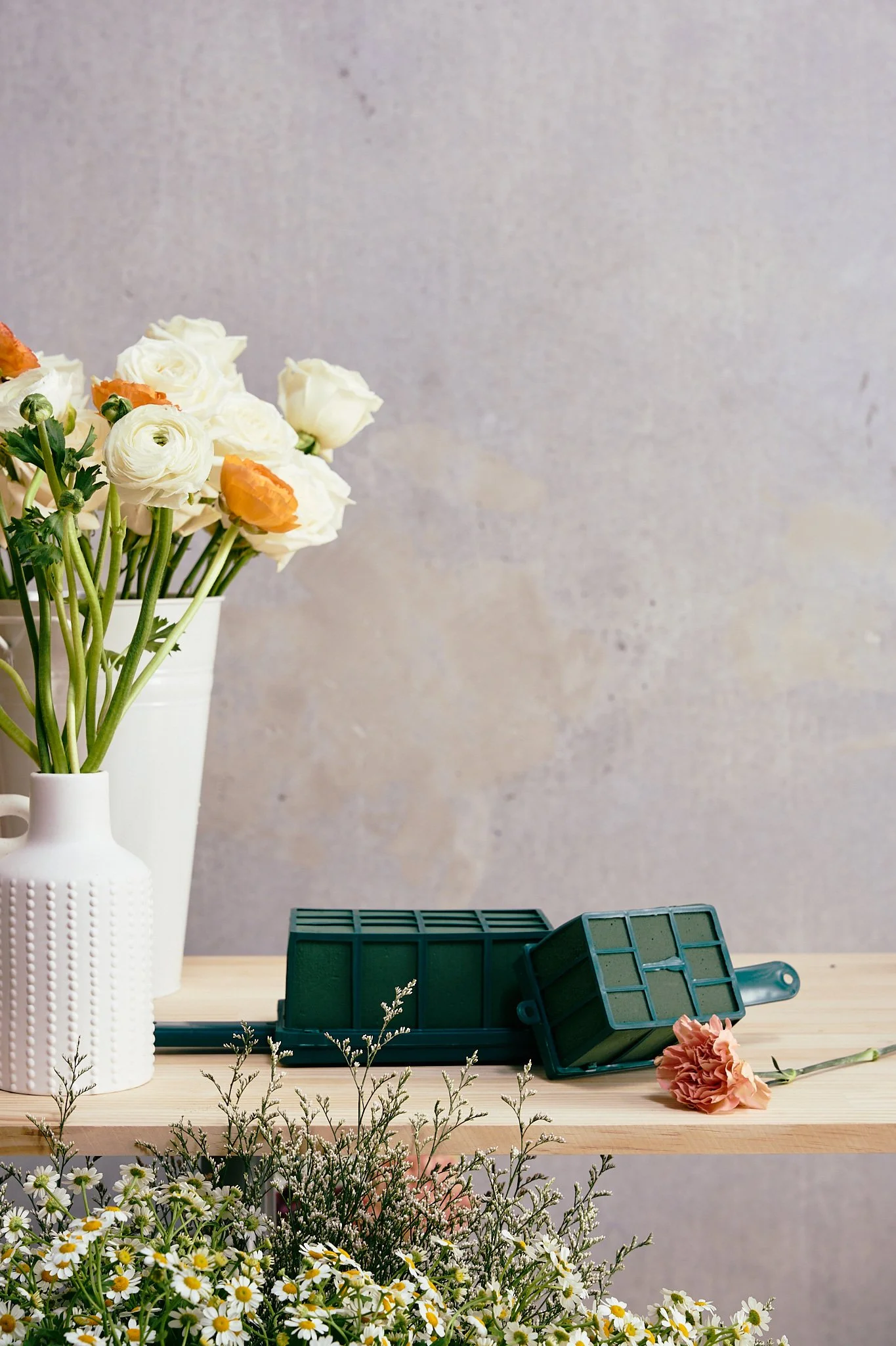 Petite Cage Oasis with Handle