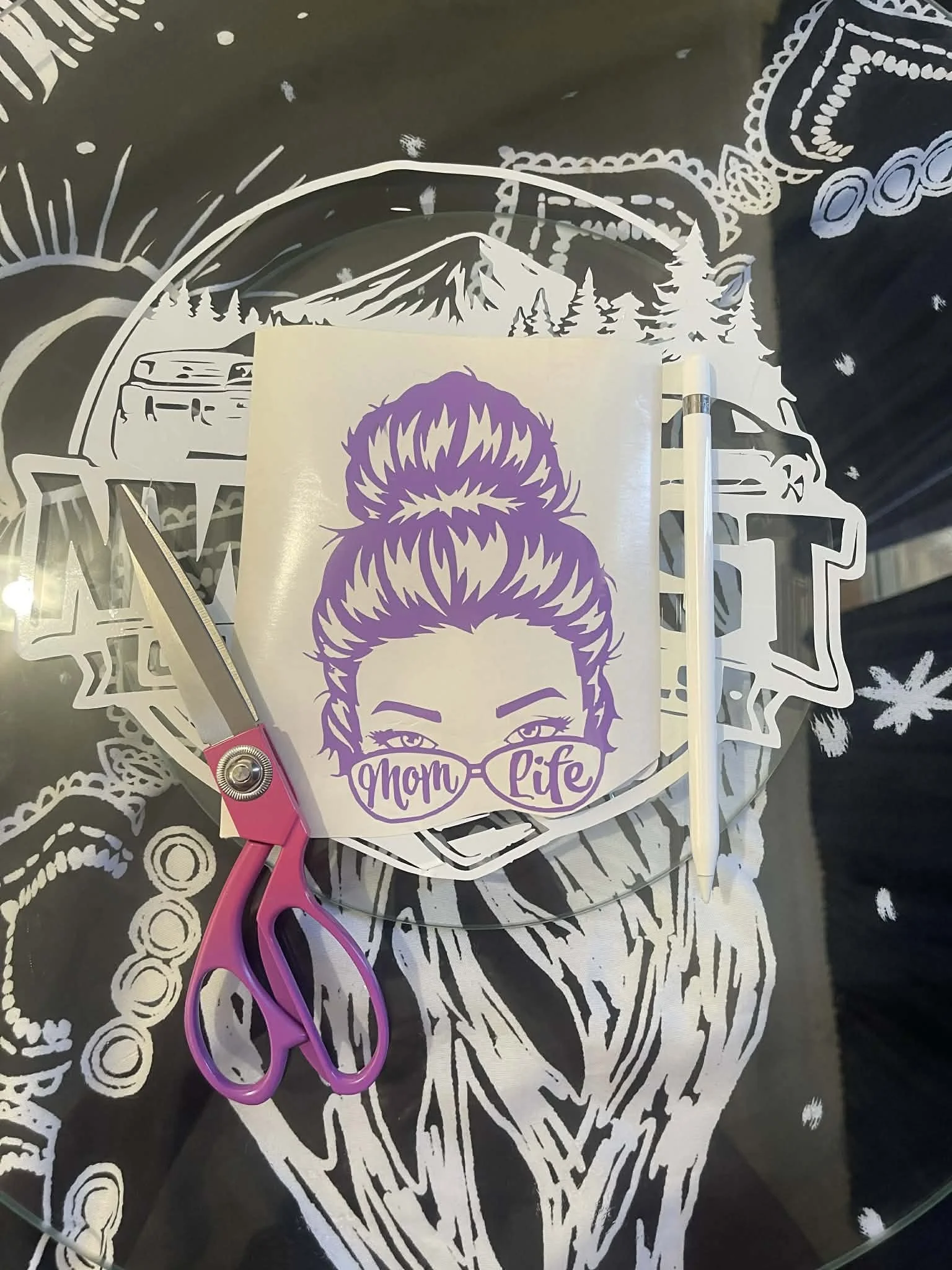 "Mom-Life"
