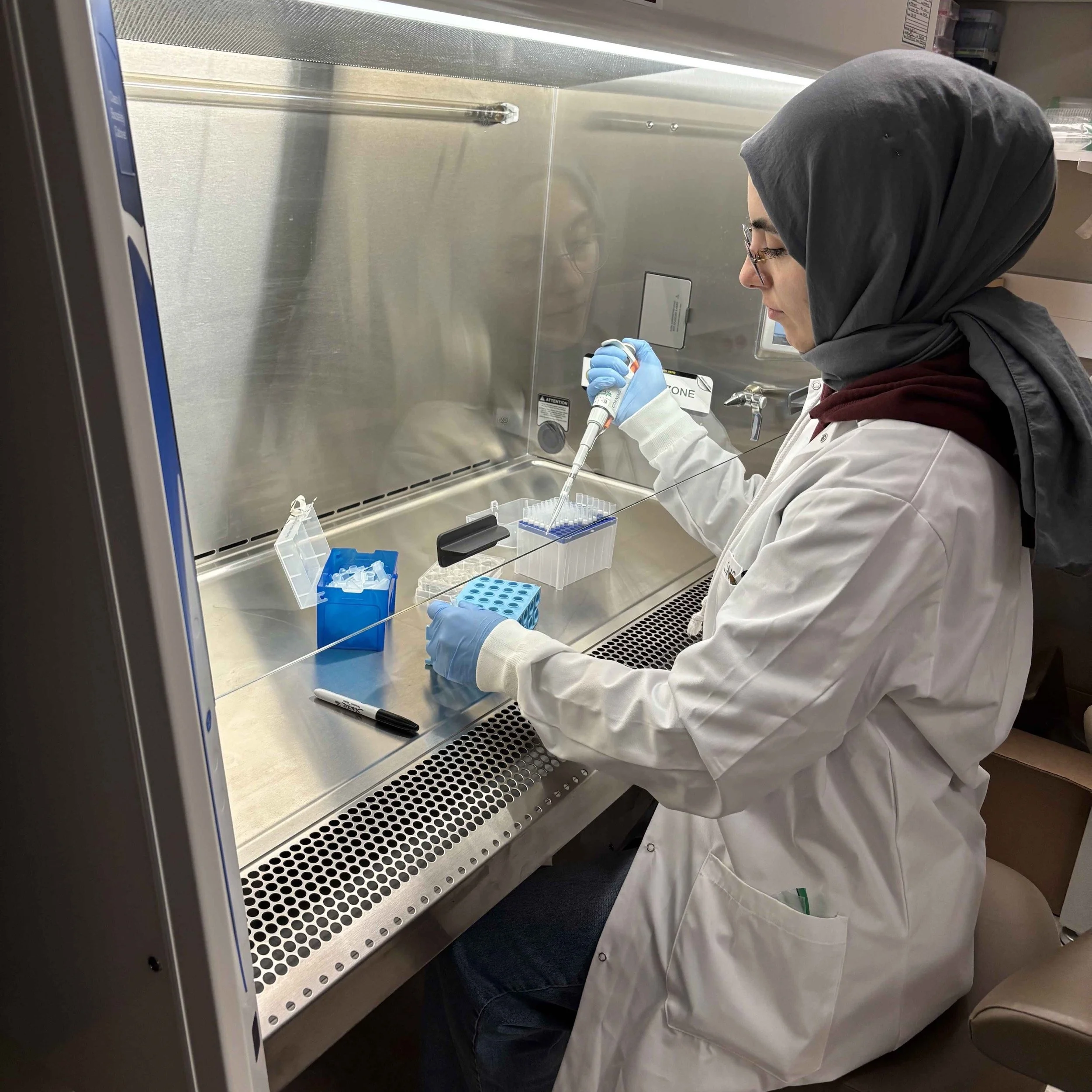 Monroe Biomaterials Lab member conducting research