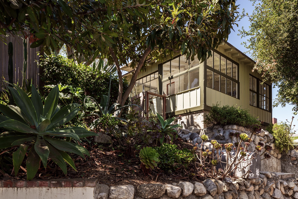1574 ALTIVO | ECHO PARK | $962,000
