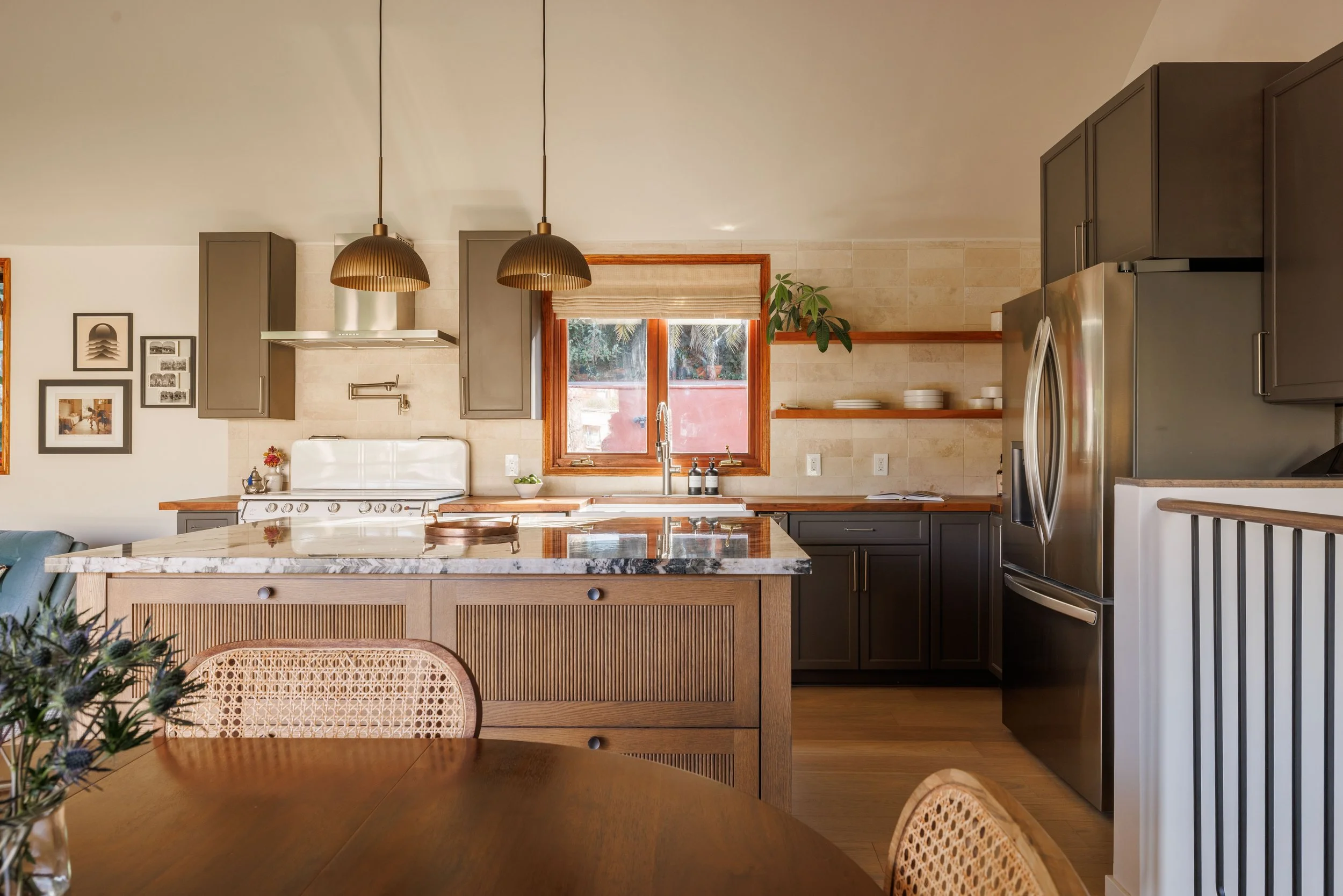 3223 LARISSA | SILVER LAKE | $1,495,000