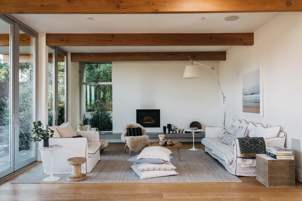 2172 RIDGEMONT | HOLLYWOOD HILLS | $2,127,012
