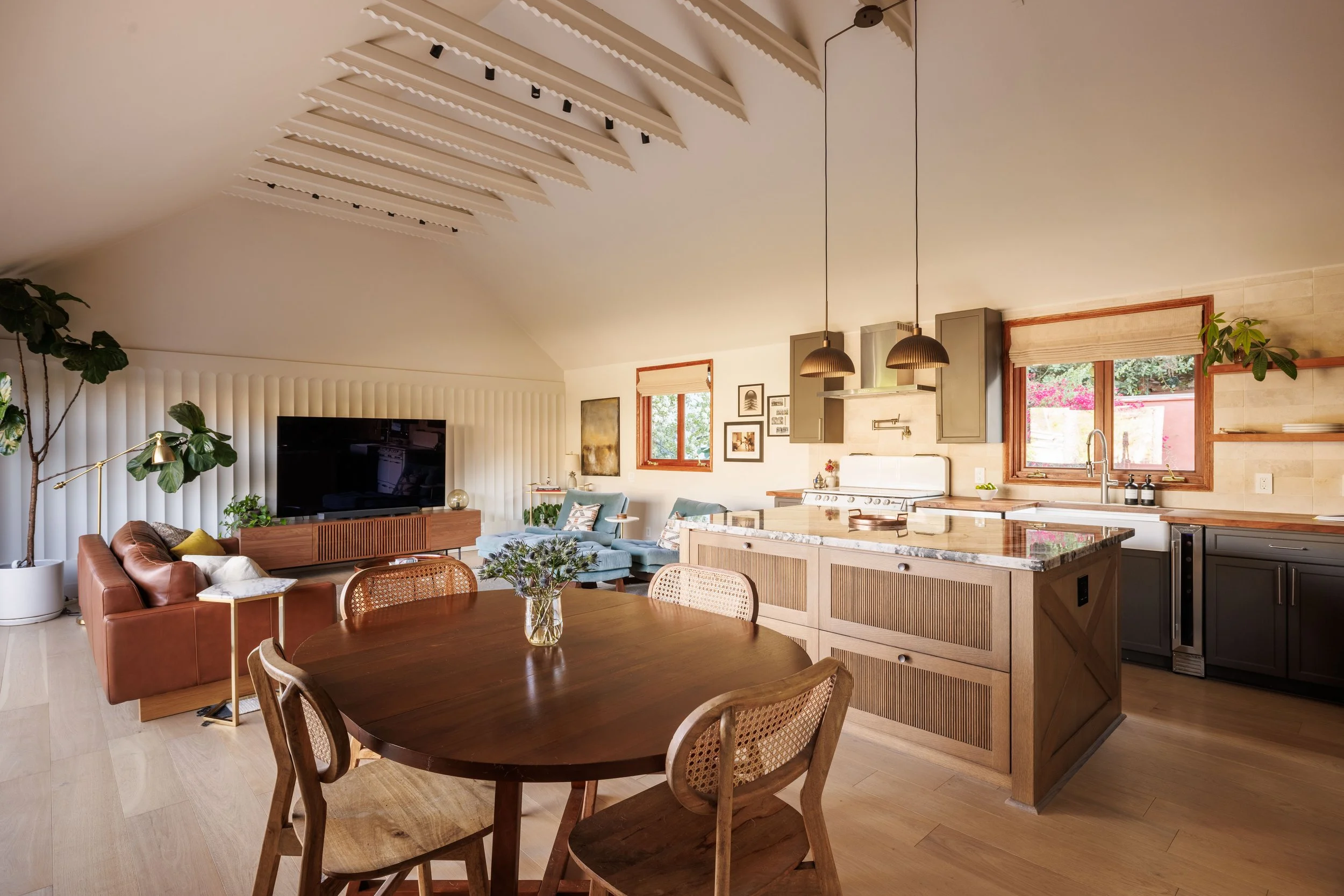 3223 Larissa MLS - virtuallyherestudios.com-23.jpg