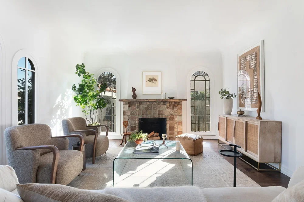 215 N GOWER | LARCHMONT VILLAGE | $2,675,000 