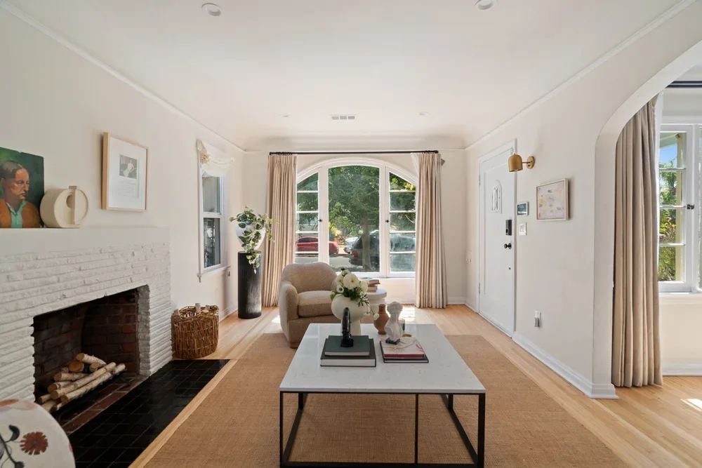 1511 CARMONA | PICFAIR VILLAGE | $1,445,000
