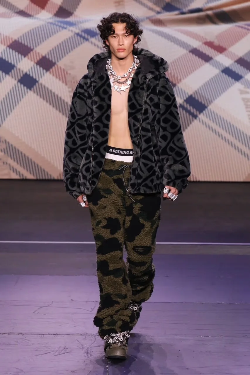 https___hypebeast.com_image_2023_06_bape-heads-show-30th-anniversary-runway-images-1.jpg