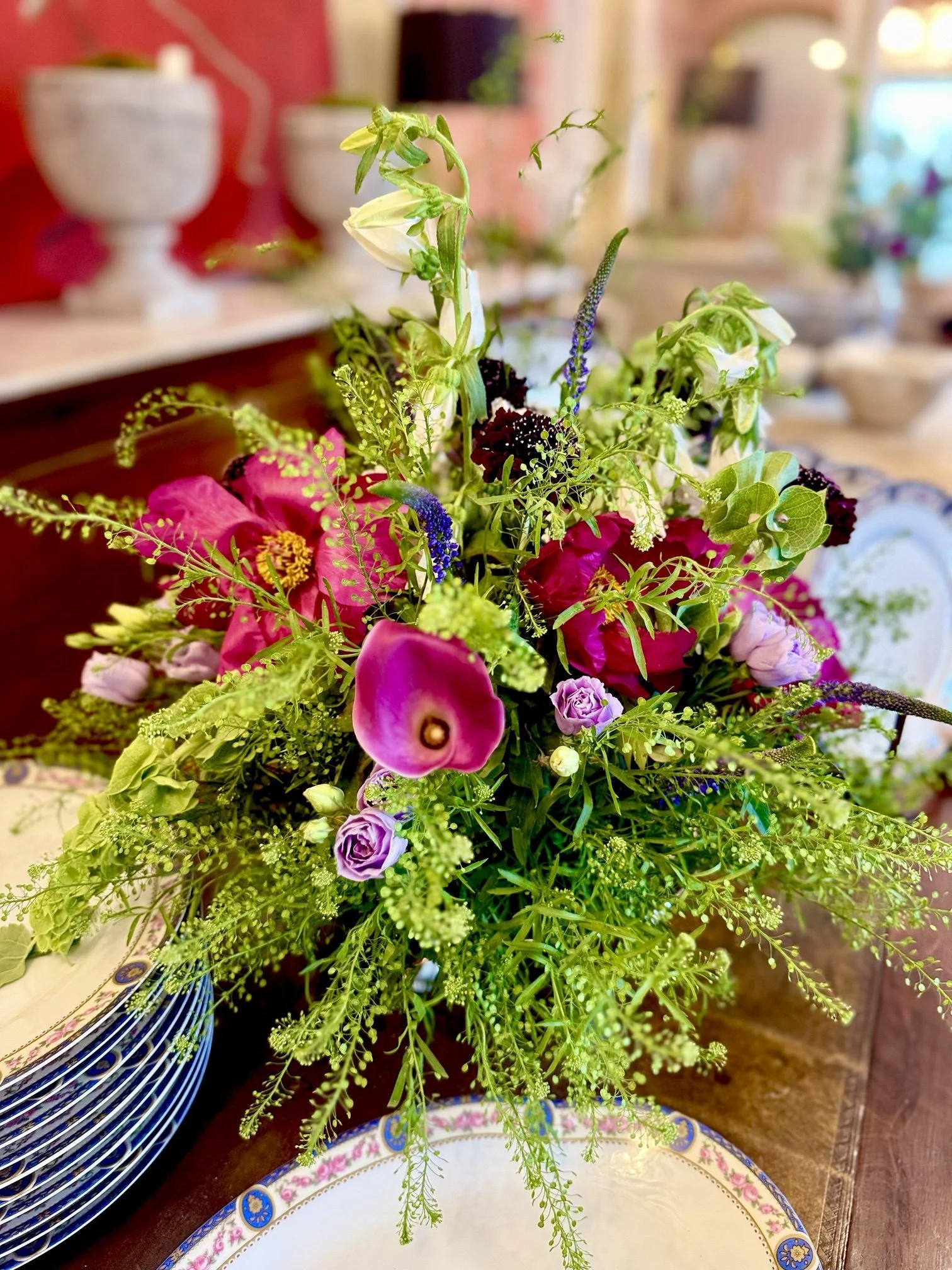 02-spring-table-peonies-calla-lilies.jpg