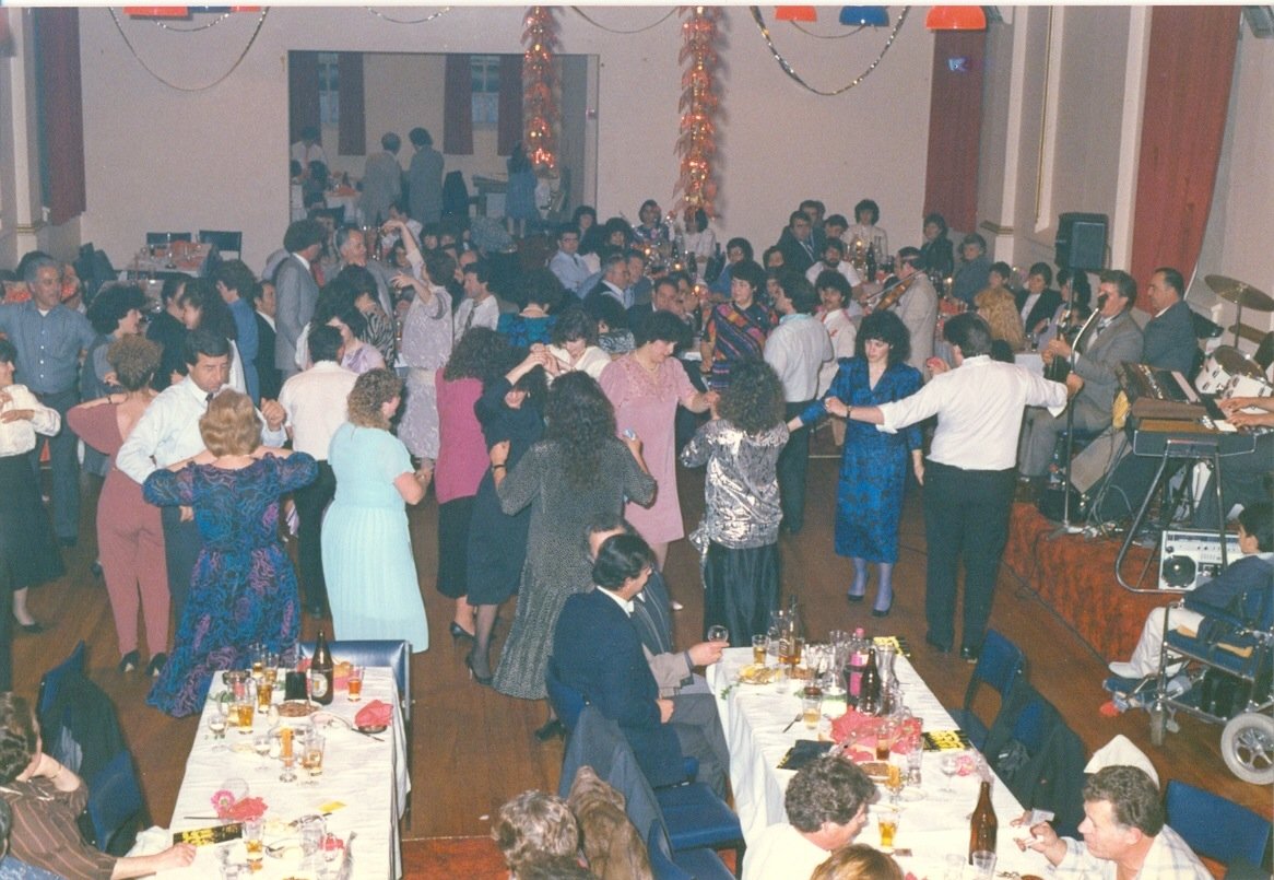 Fundraiser for Kalamata earthquake at the Clifton Hill hall, 4 October 1986.
