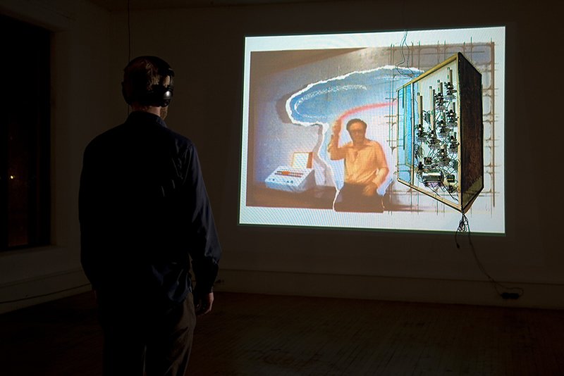 The Physicists Failed Attempt to Disappear Into the Invisibility of Sound