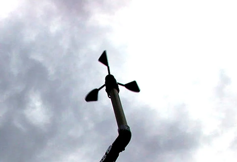 92_roof-anemometer.jpg