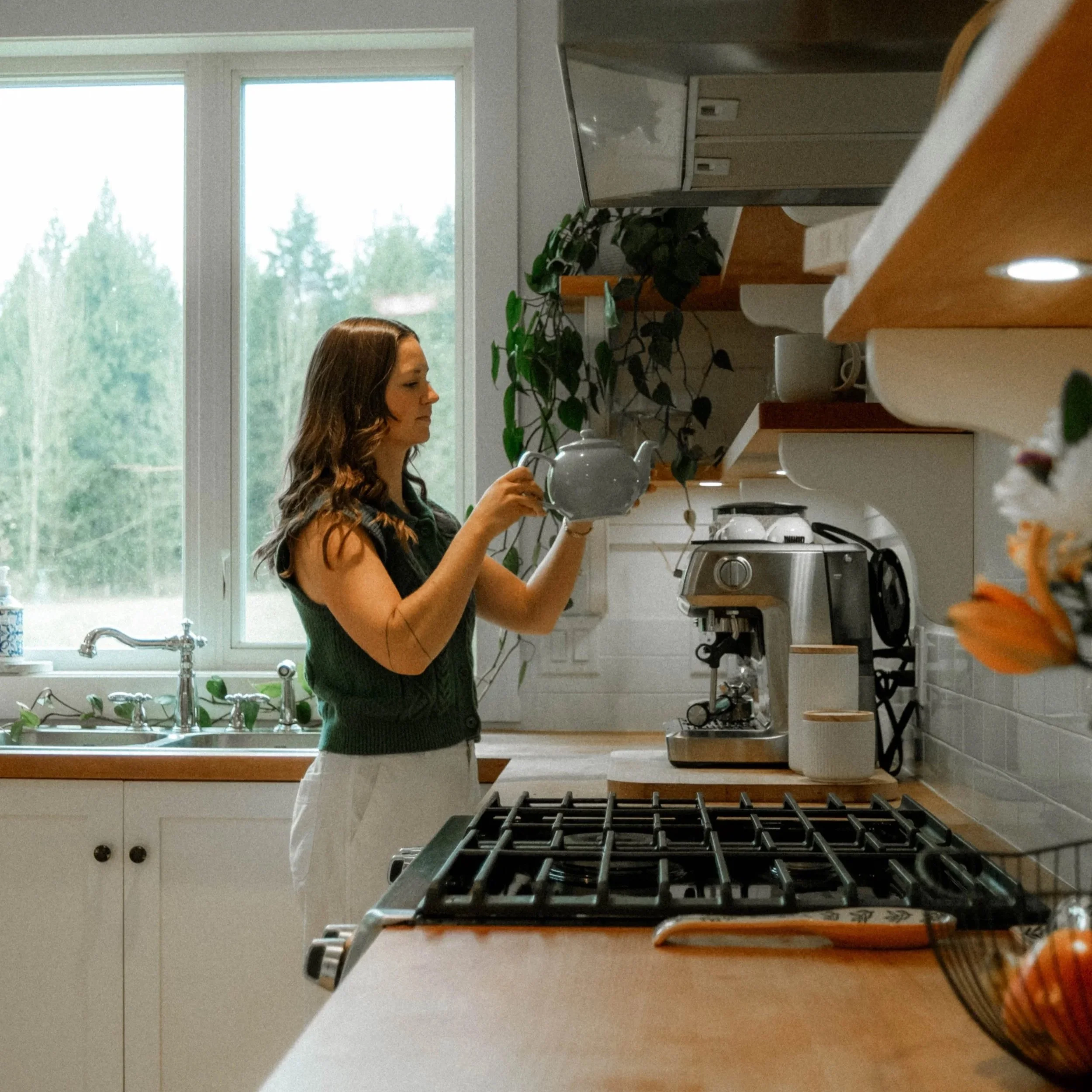 Making a tea in addition to fertility increasing foods