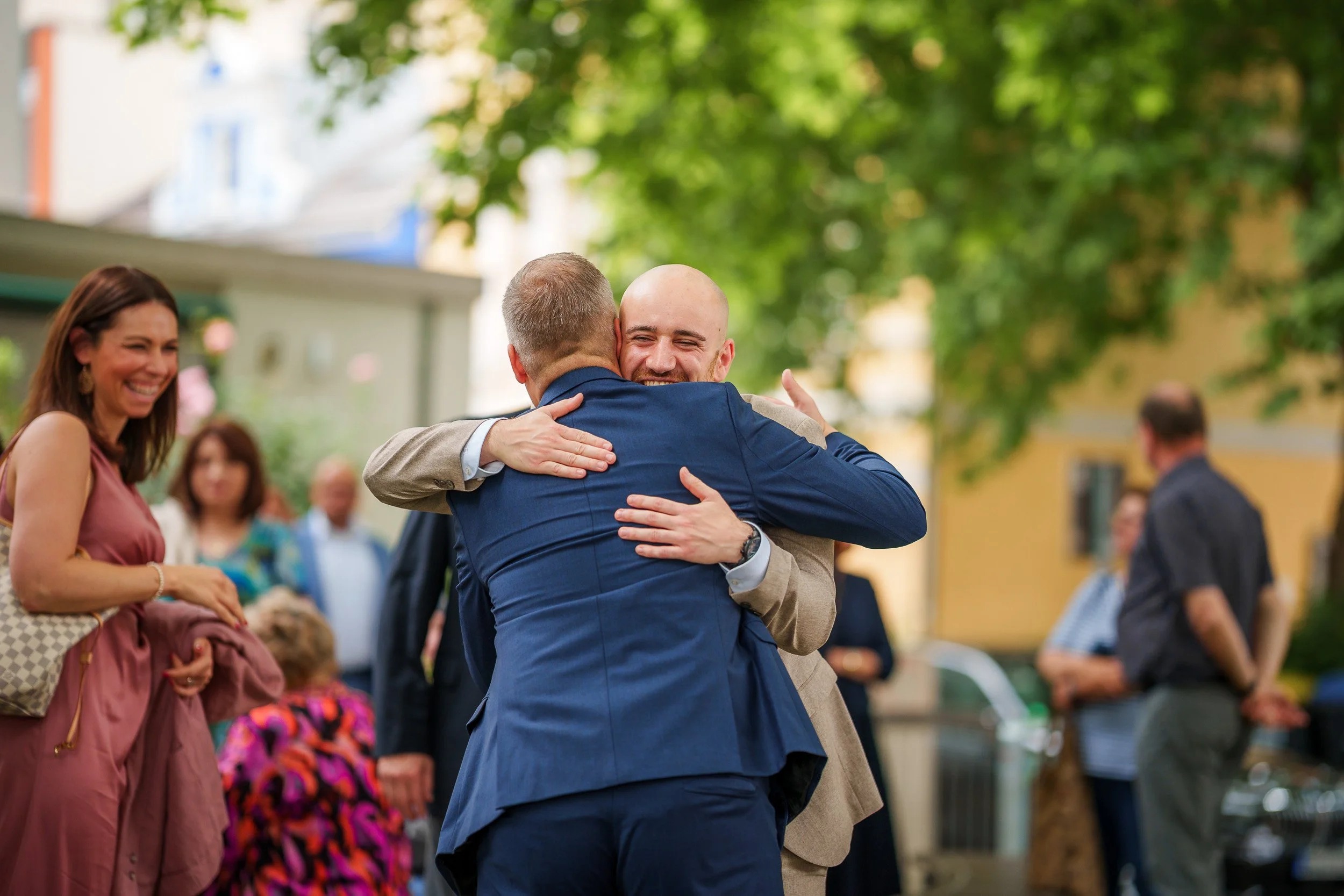 Friedenskirche Bonn | Hochzeit | Bräutigam | Fabian Dick Hochzeitsfotograf & Videograf