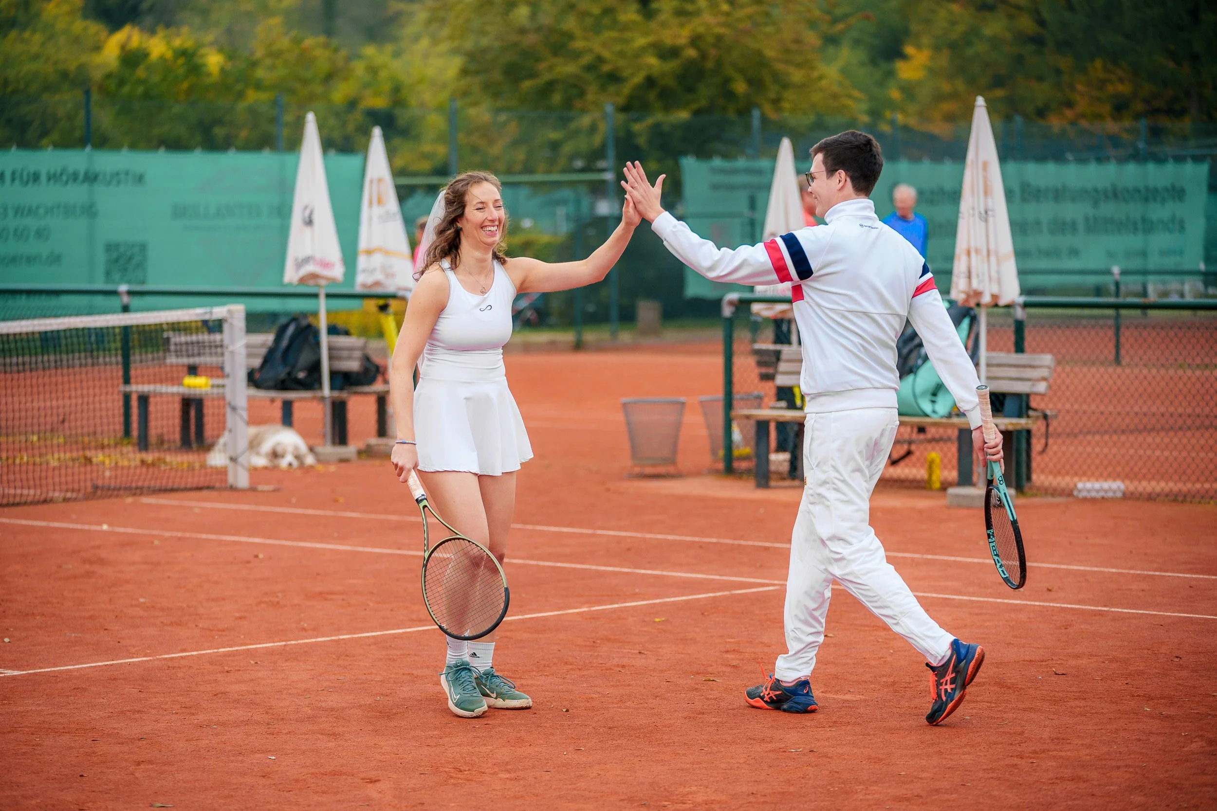 Tennisclub EC Wachtberg | Hochzeit | Brautpaarshooting | Fabian Dick Hochzeitsfotograf & Videograf