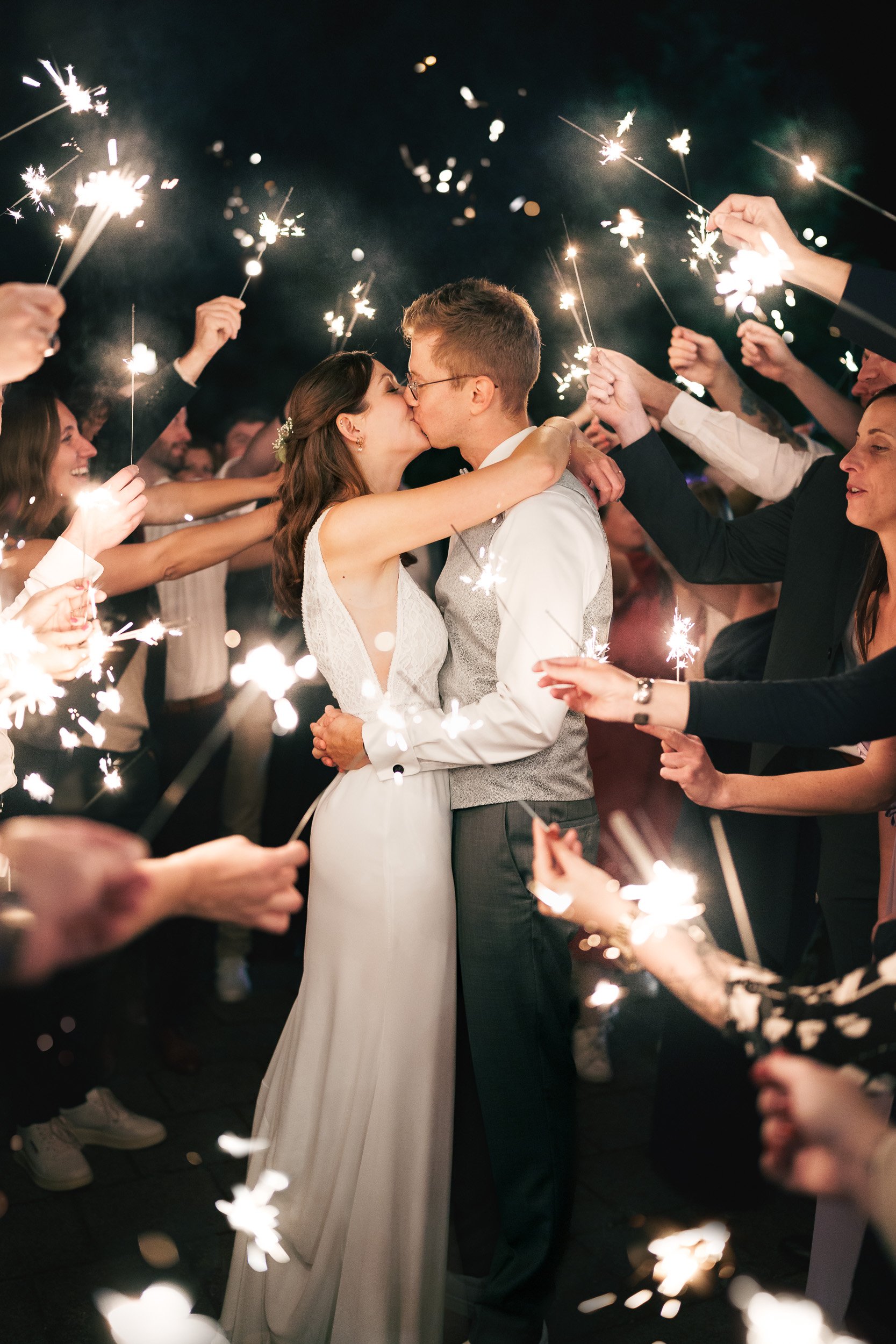 Obere Mühle Rengsdorf | / Hochzeit | Paarshooting | Wunderkerzen | Fabian Dick Hochzeitsfotograf & Videograf