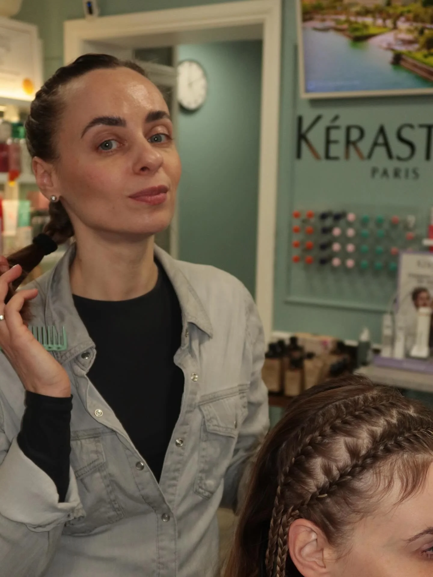 Meet Luisiya and her passion for braiding - hairstylist creating unique and creative braids 🪄

#onebeautysalon #braids #braiders