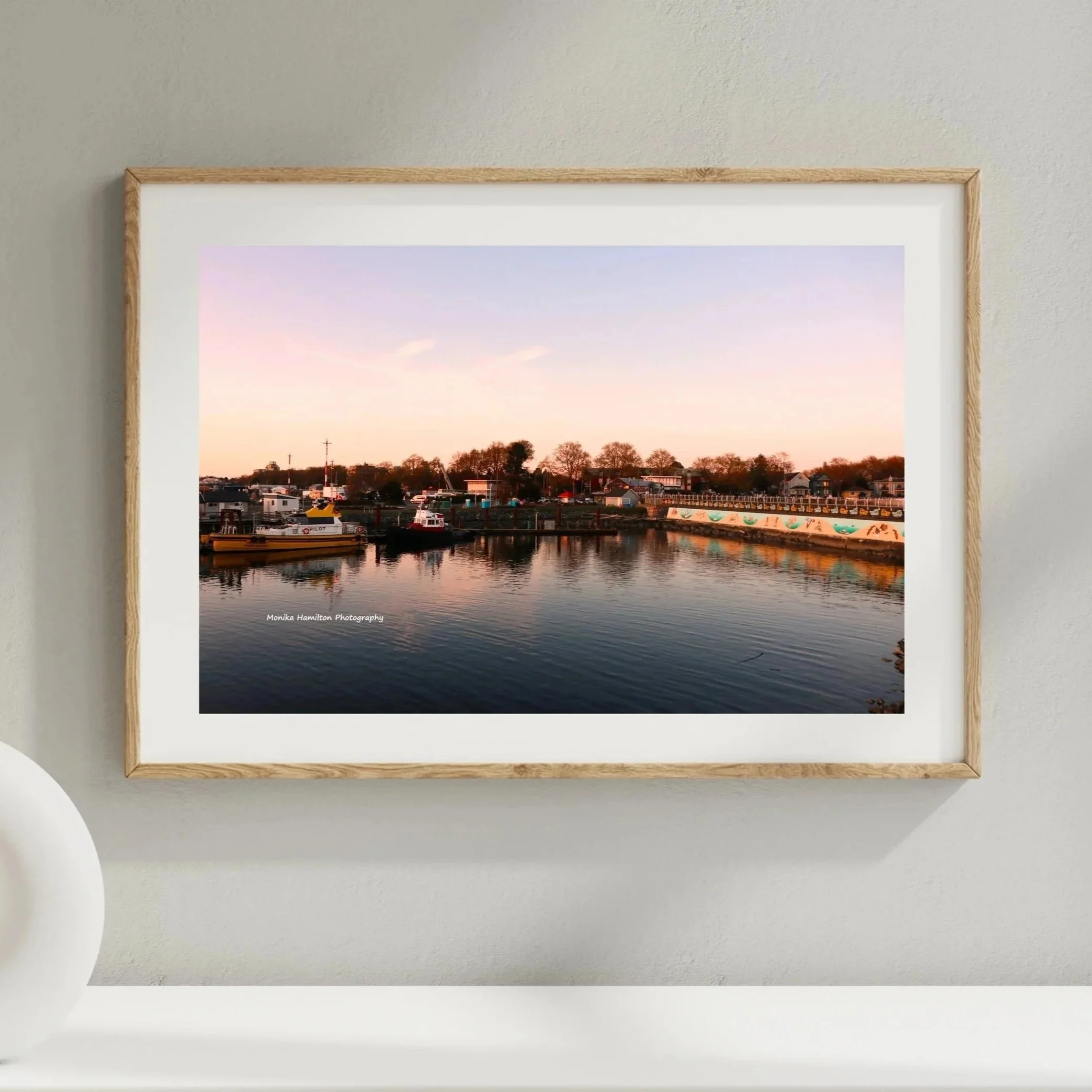 Ogden Point, Victoria, Sunset

This original scenic photo taken from the Ogden Point Breakwater Pier in Victoria, BC, will add a peaceful ambiance to your home, office, or business. The boats are a familiar scene at this spot in James Bay. I took thi