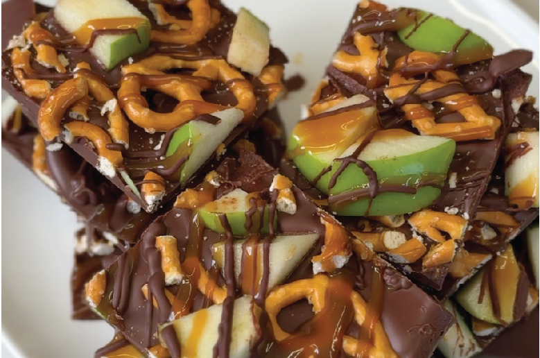 Apple Caramel Pretzel Bark.png