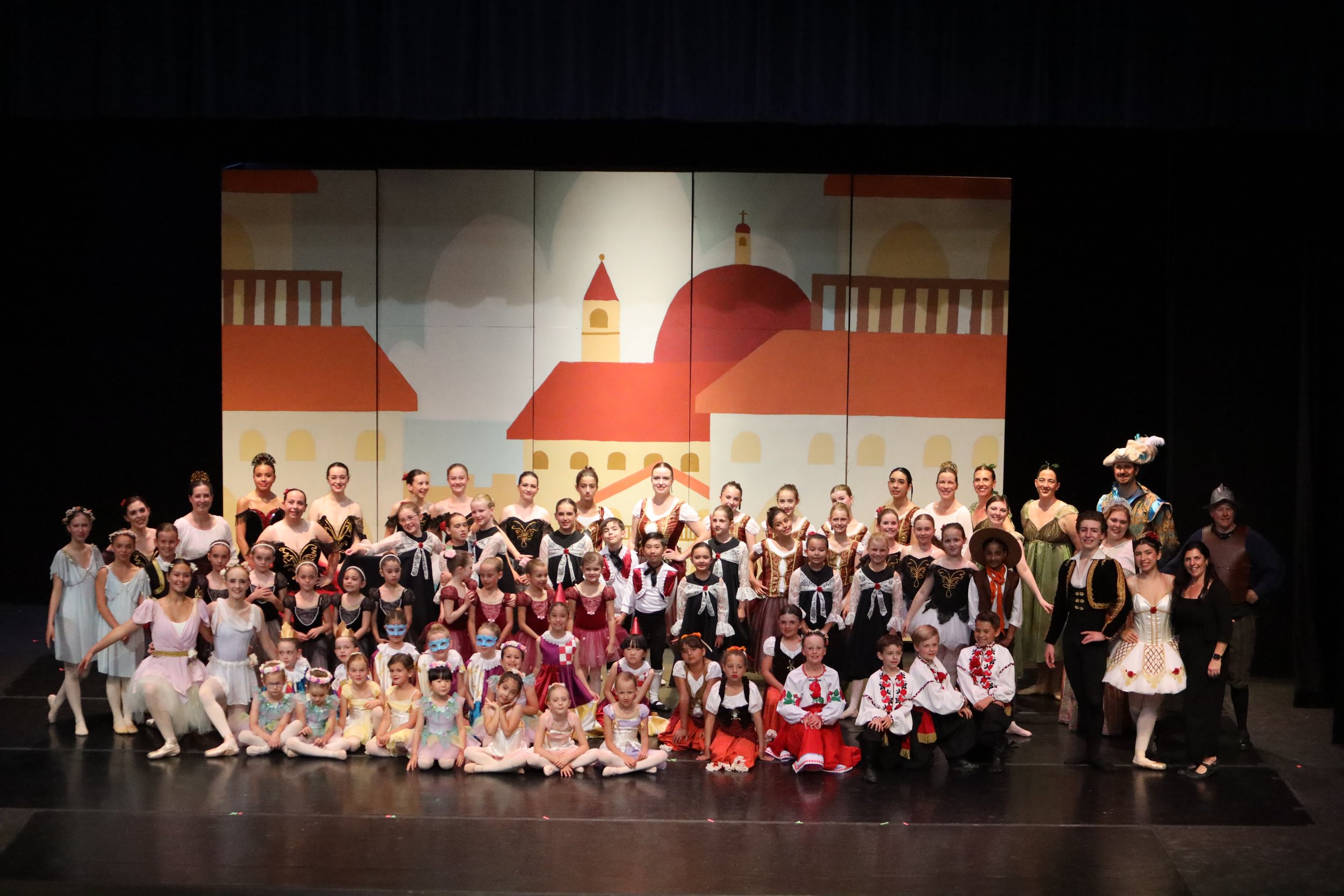 DQ24castphoto.JPG