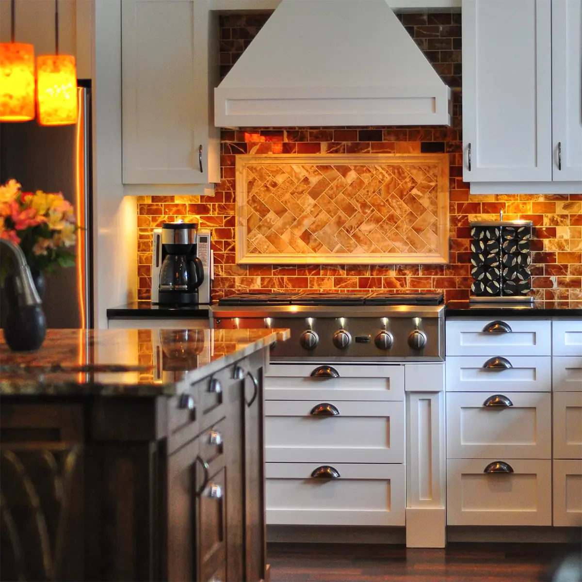 Custom Contemporary Kitchen Cabinetry in Ottawa (Stittsville)