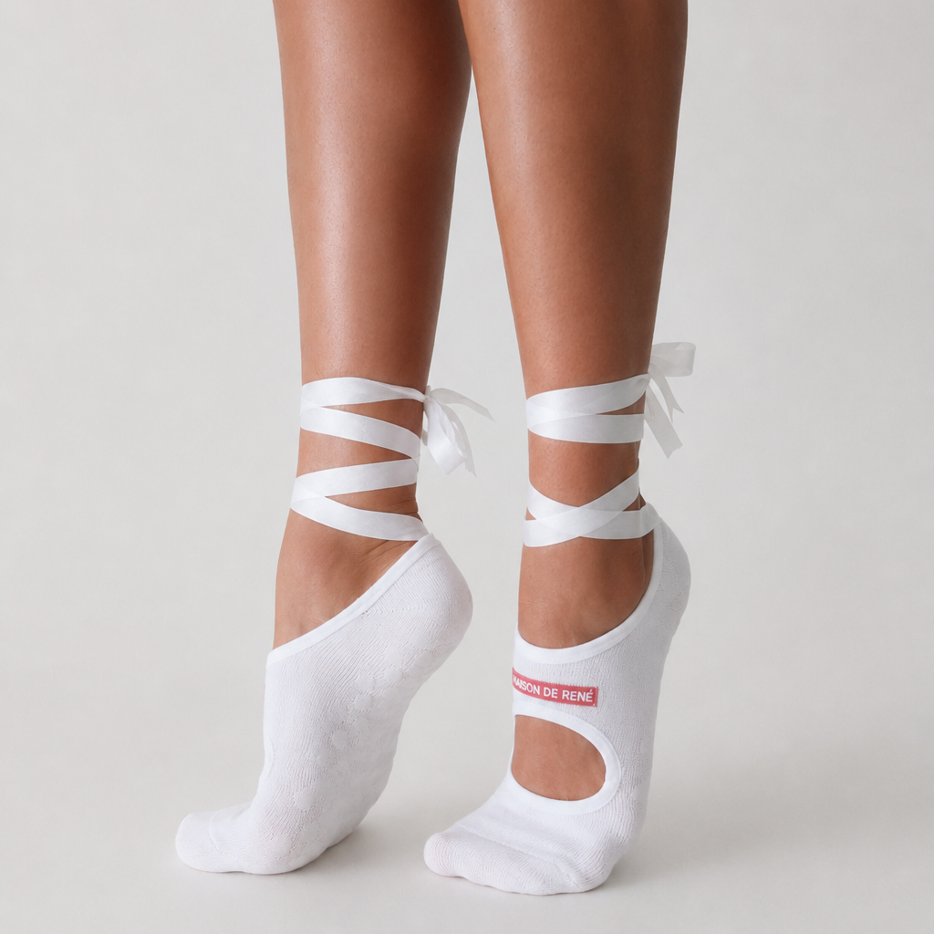 RENÉ ORIGINAL Nº. 08 — Organic Cotton White Swan Grip Socks