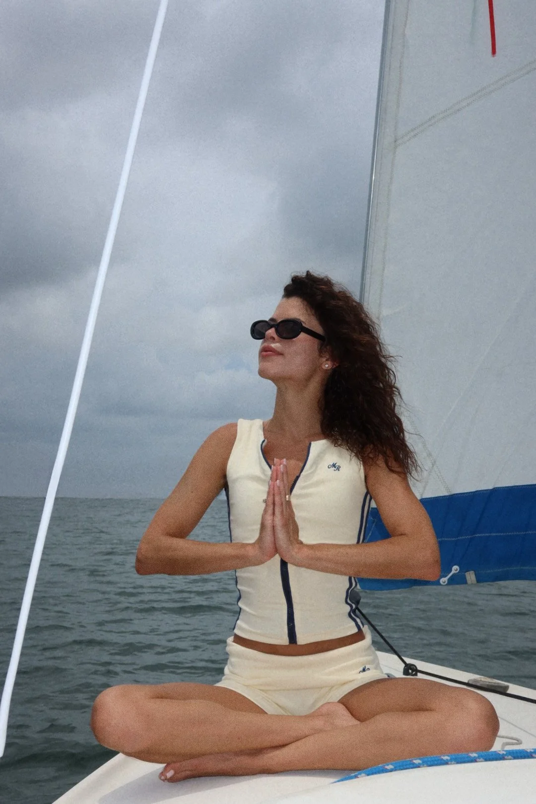 RENÉ ORIGINAL Nº. 04 — Crème de la Crème Zip Tank