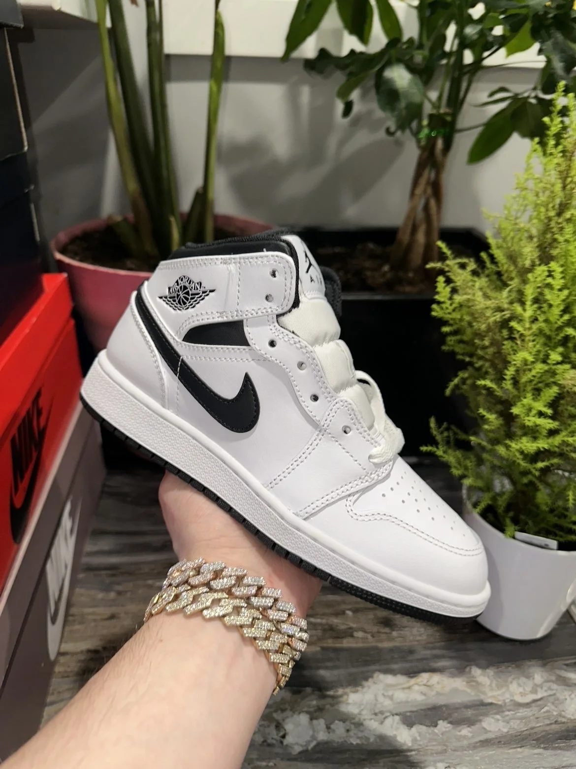 Air Jordan 1 Mid ‘White Black’