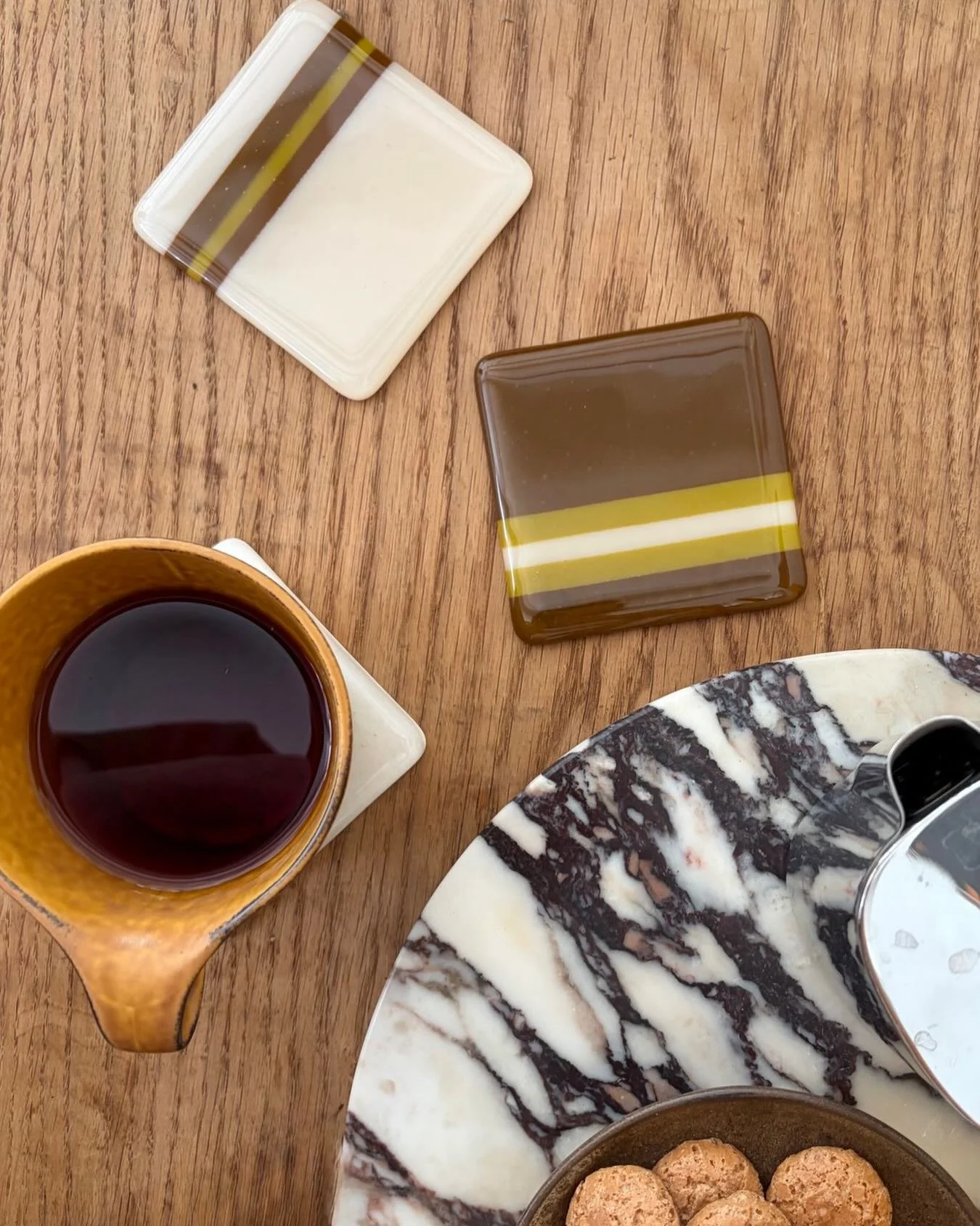 A very nice spot for a mug to rest on.